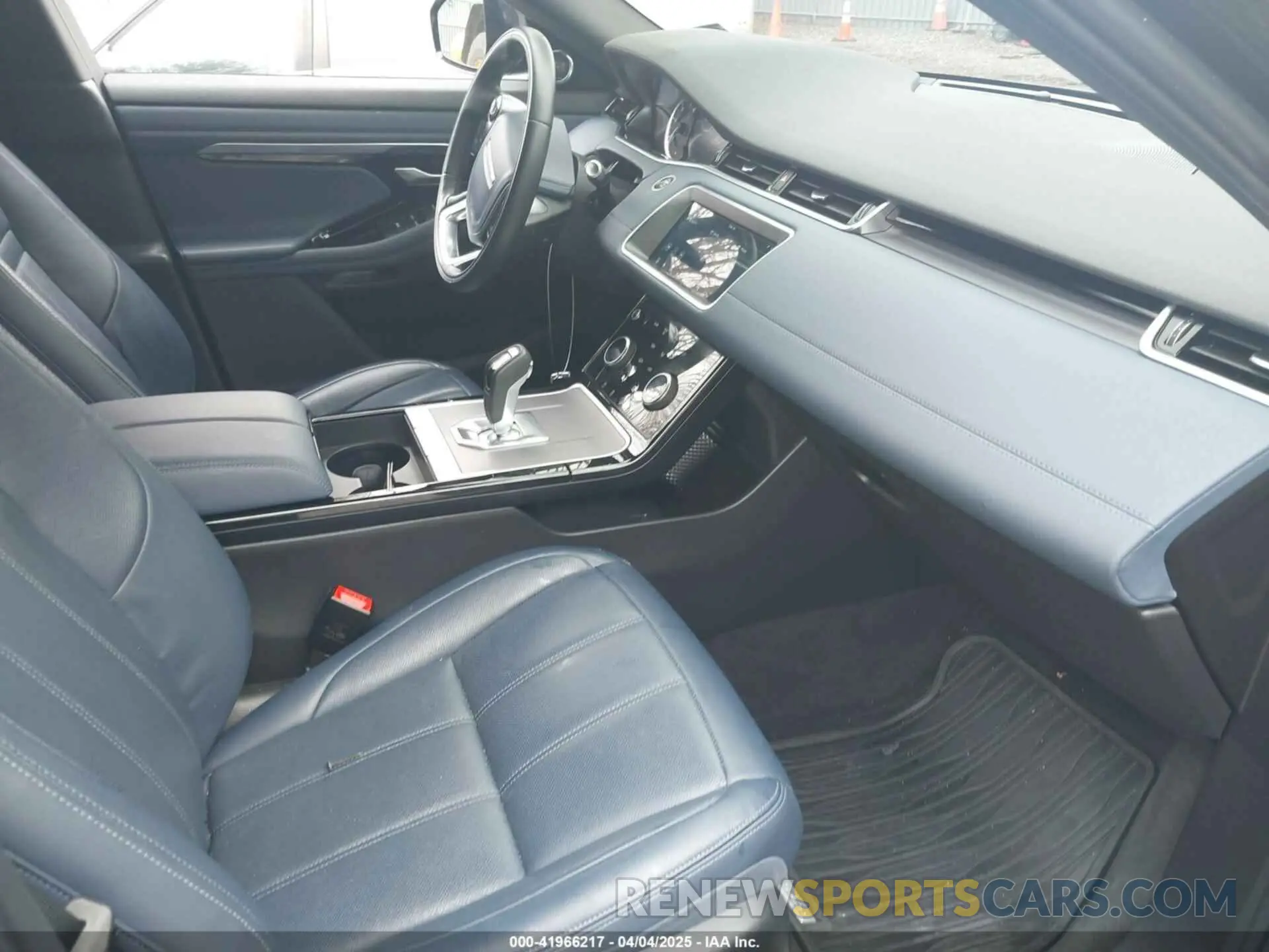 5 fotografías del automóvil dañado SALZJ2FX4LH116921 LAND ROVER RANGE ROVER EVOQUE 2020