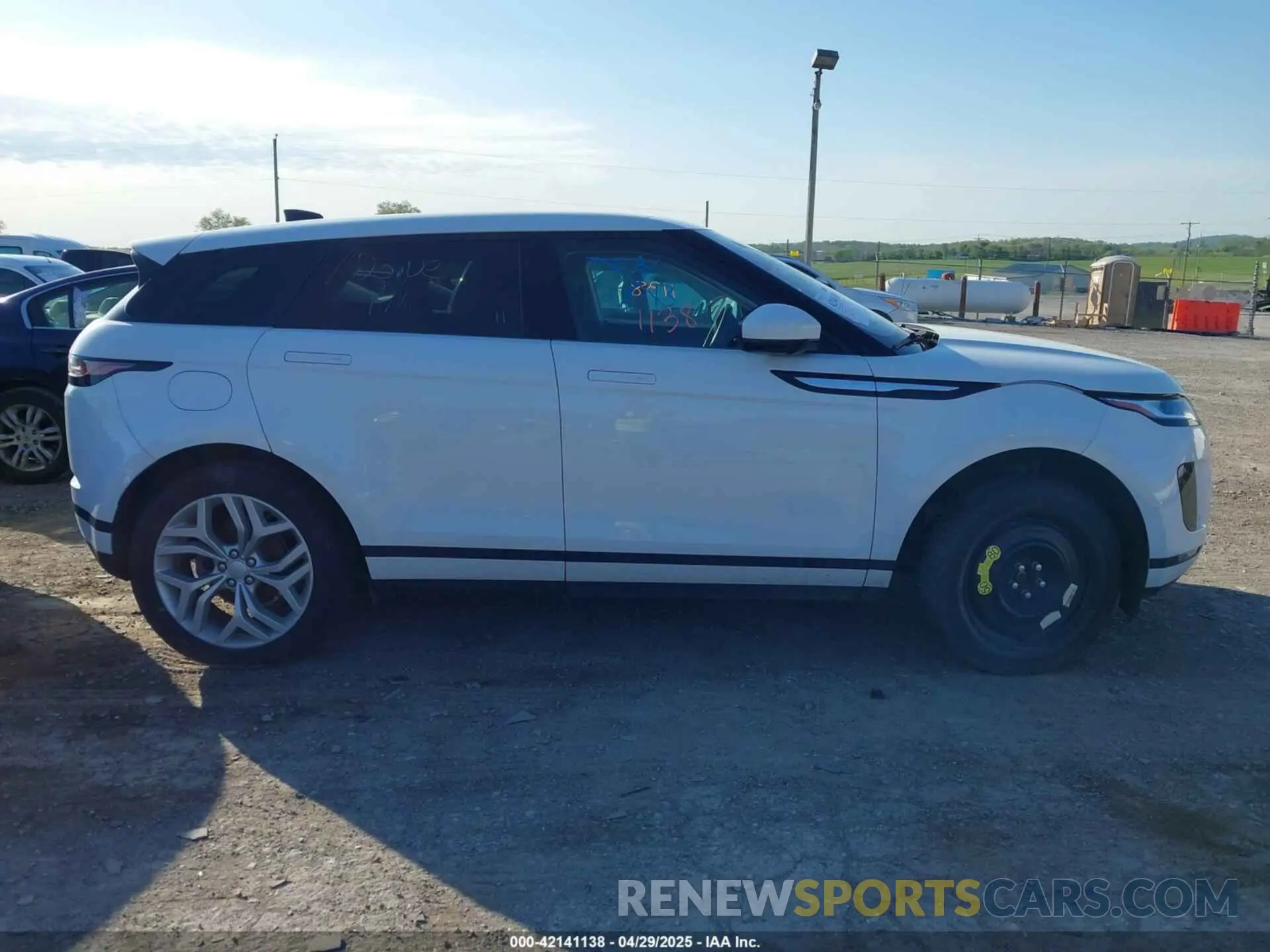 13 fotografías del automóvil dañado SALZJ2FX4LH119219 LAND ROVER RANGE ROVER EVOQUE 2020