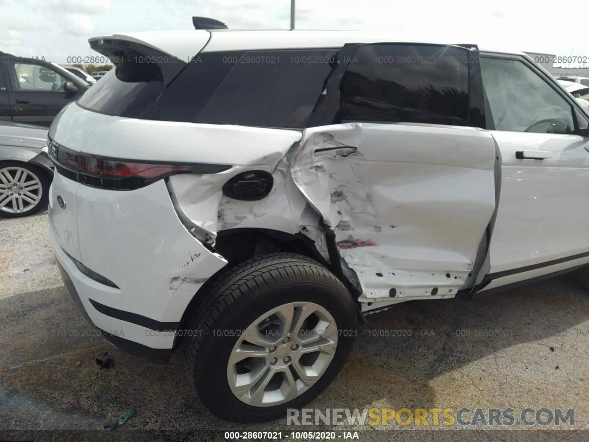 6 fotografías del automóvil dañado SALZJ2FX6LH050517 LAND ROVER RANGE ROVER EVOQUE 2020