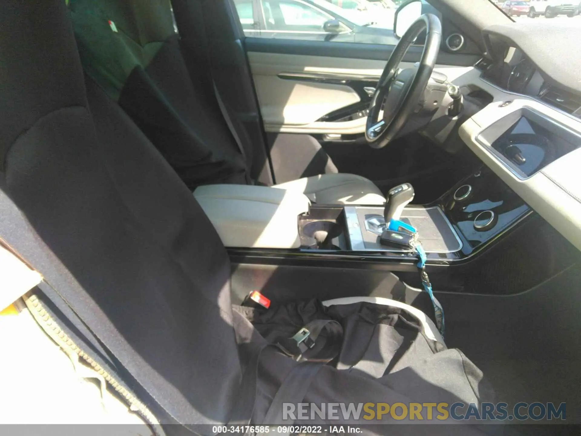 5 fotografías del automóvil dañado SALZJ2FX7LH040949 LAND ROVER RANGE ROVER EVOQUE 2020