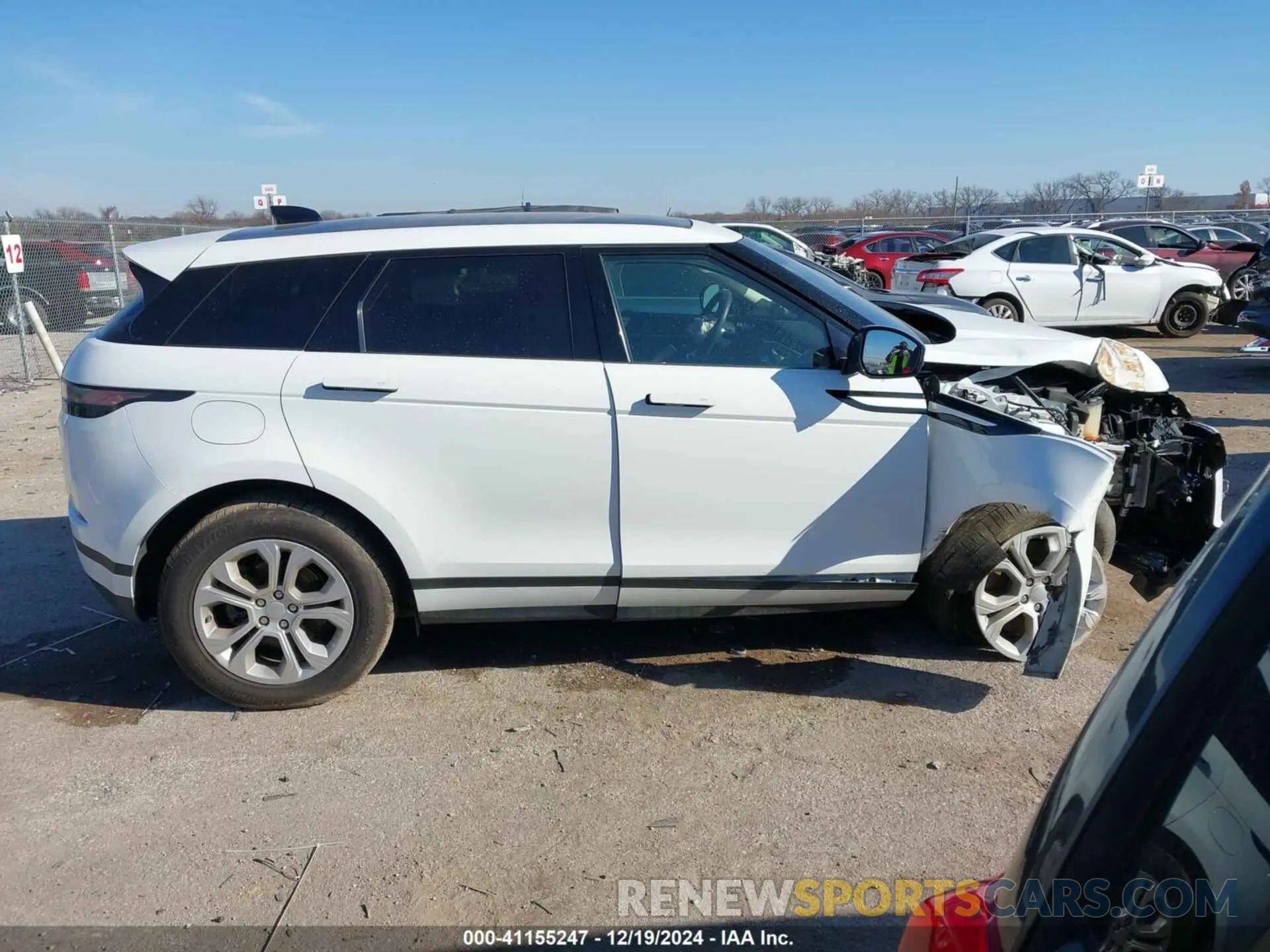 12 fotografías del automóvil dañado SALZJ2FX9LH030293 LAND ROVER RANGE ROVER EVOQUE 2020