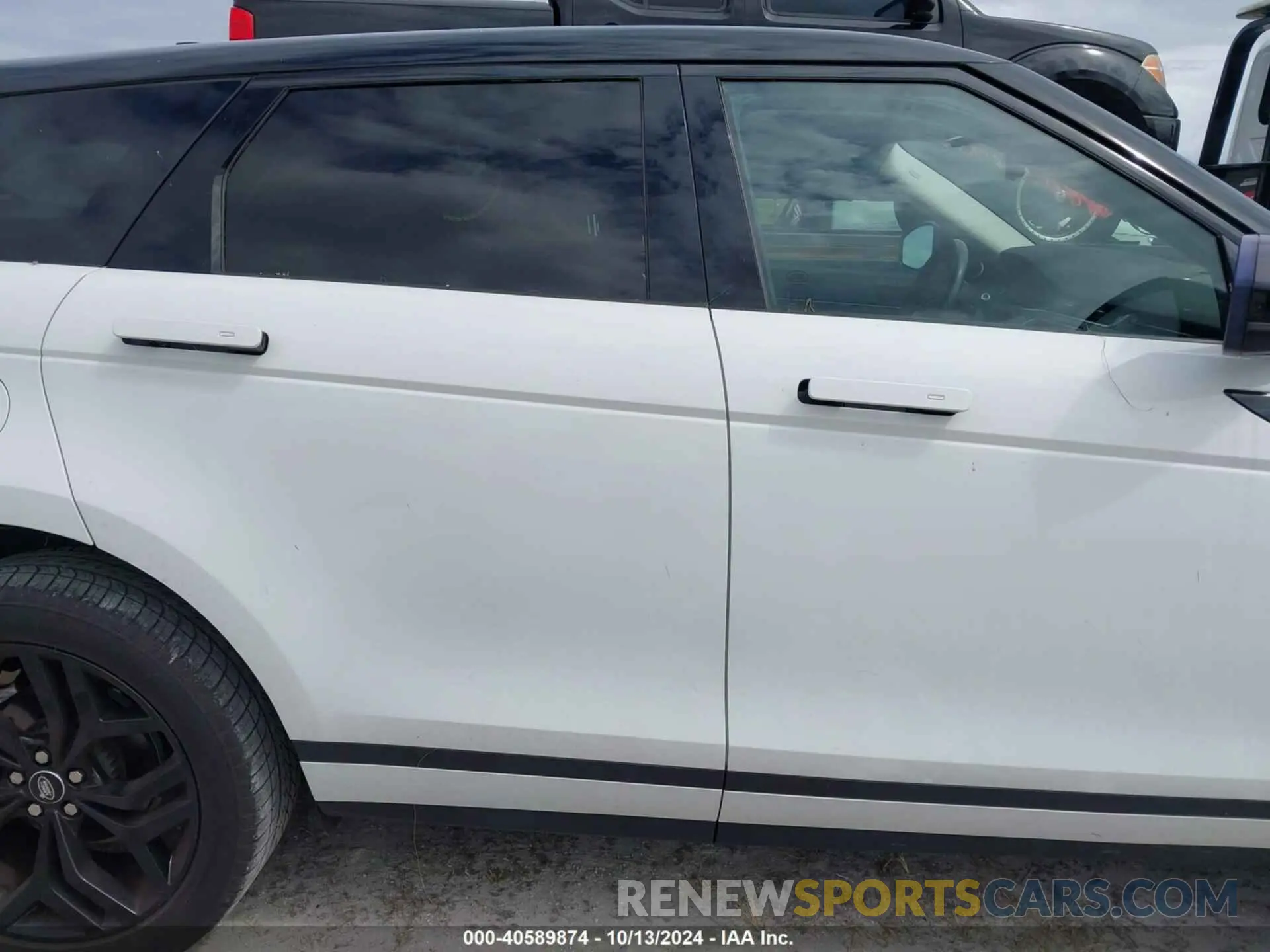 13 fotografías del automóvil dañado SALZJ2FX9LH043884 LAND ROVER RANGE ROVER EVOQUE 2020