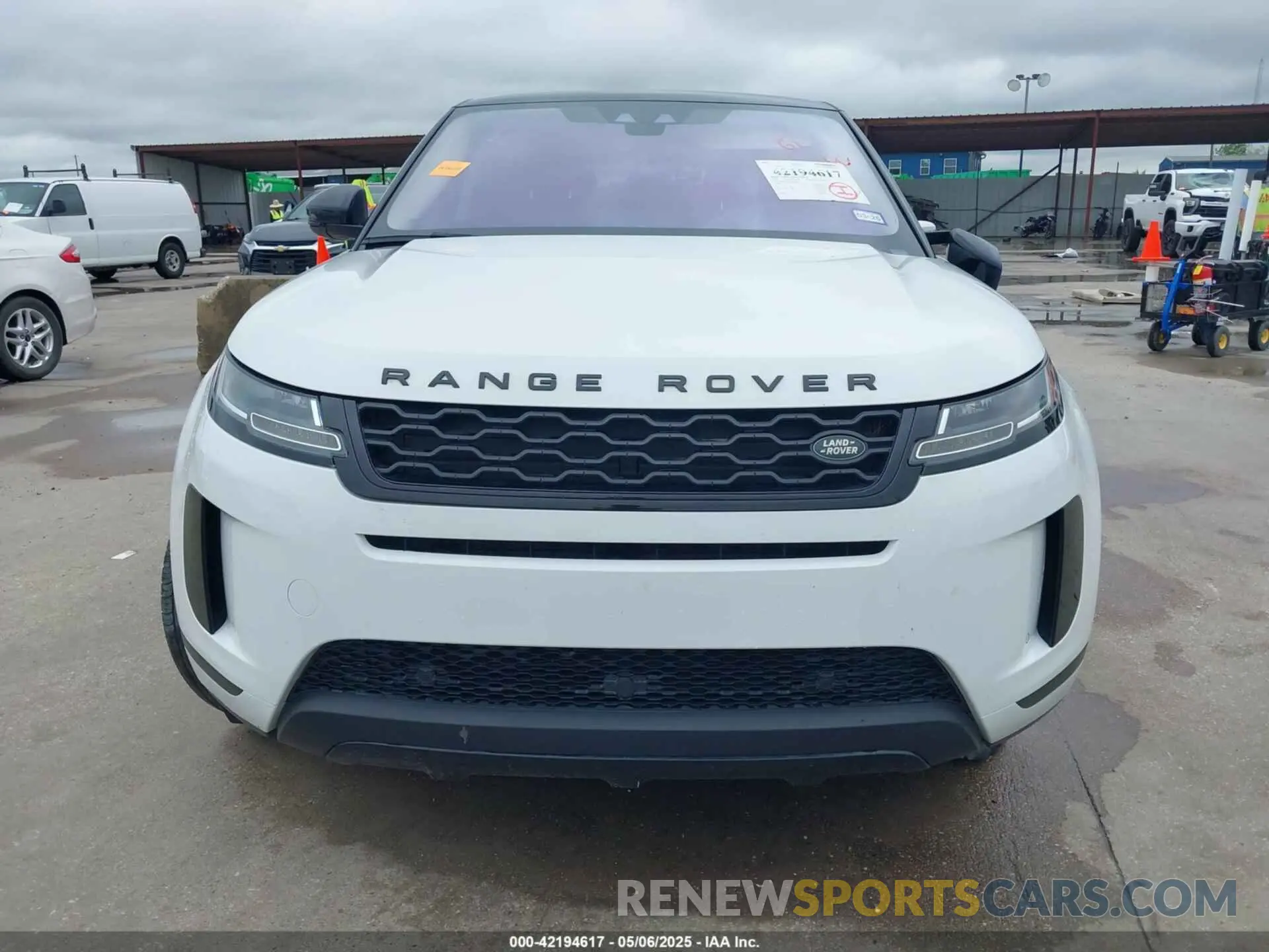 13 fotografías del automóvil dañado SALZJ2FX9LH084600 LAND ROVER RANGE ROVER EVOQUE 2020