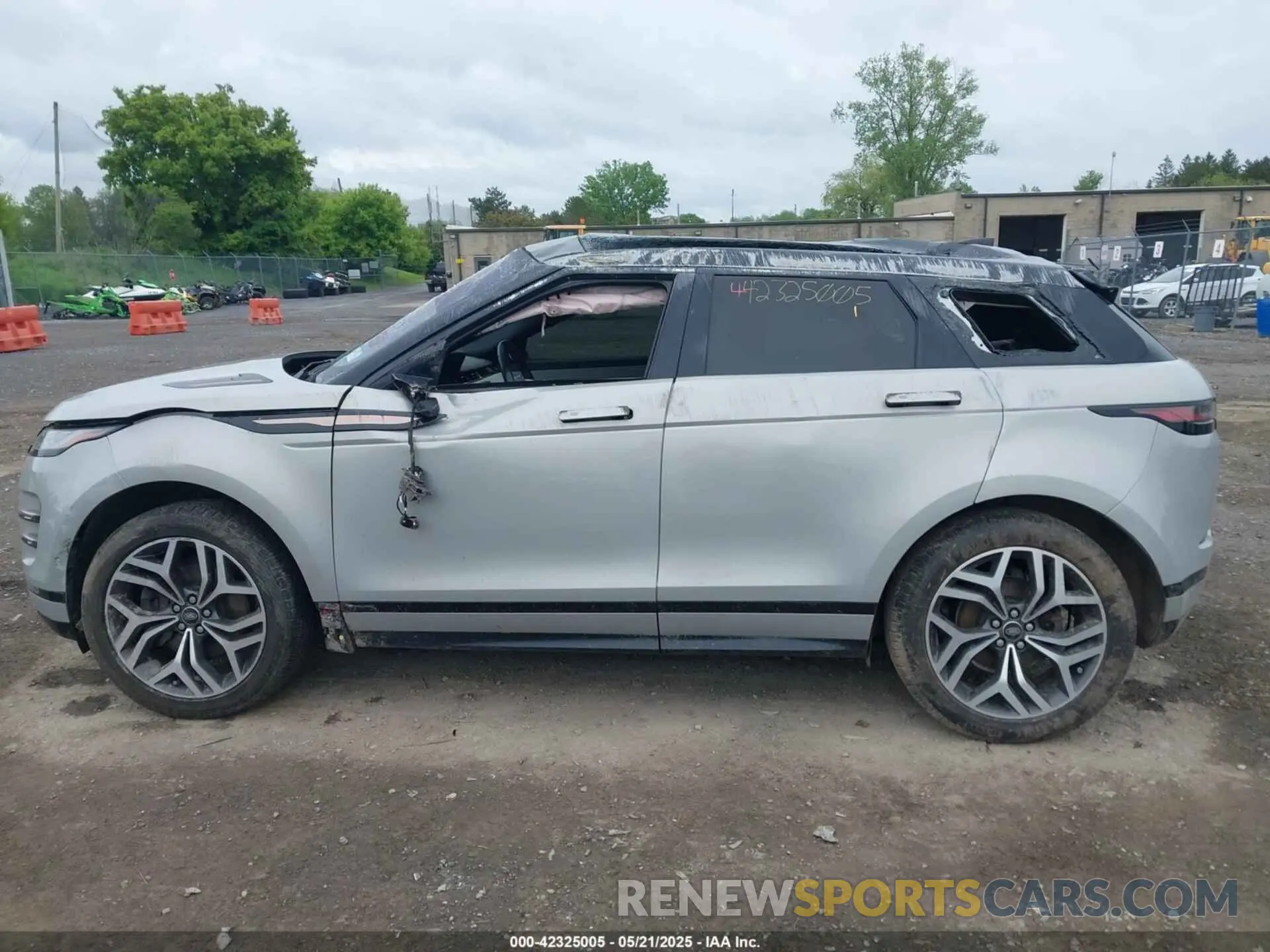14 fotografías del automóvil dañado SALZL2FX0LH020729 LAND ROVER RANGE ROVER EVOQUE 2020