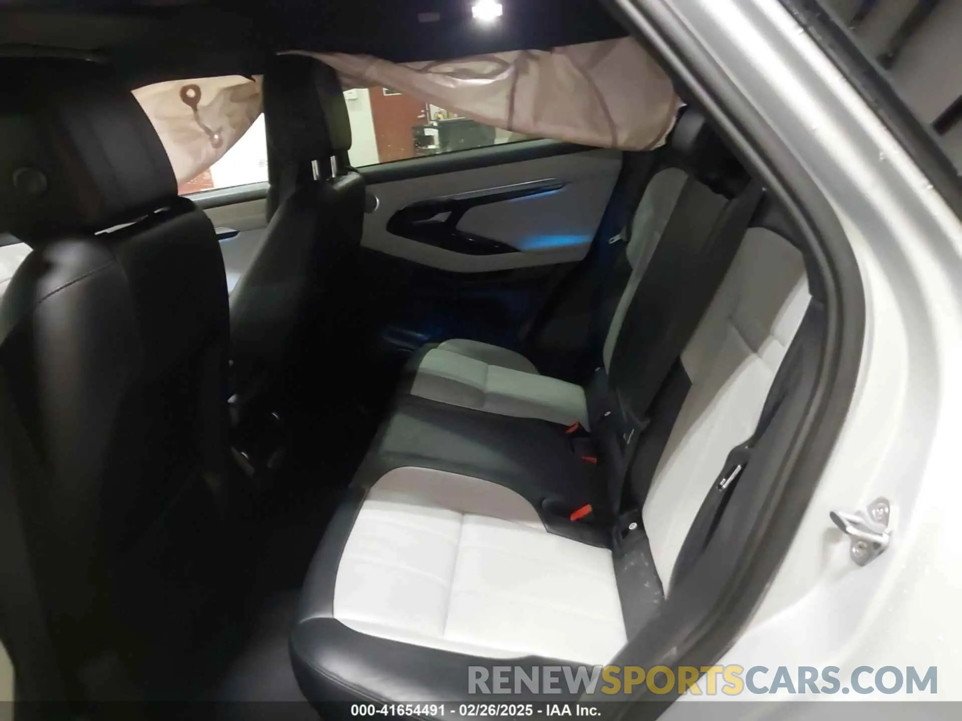 8 fotografías del automóvil dañado SALZL2FX8LH104345 LAND ROVER RANGE ROVER EVOQUE 2020