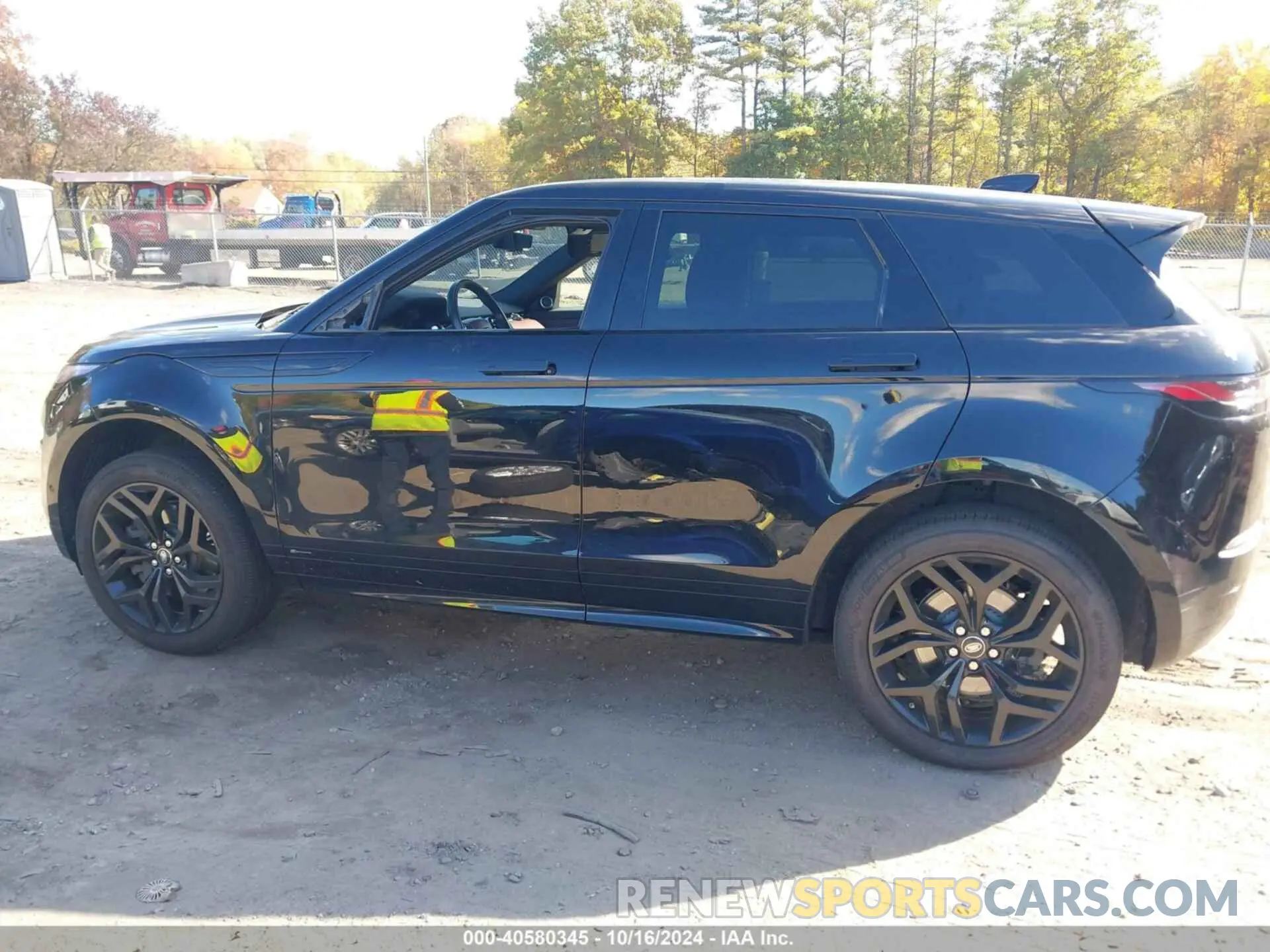 14 fotografías del automóvil dañado SALZM2GX6LH018589 LAND ROVER RANGE ROVER EVOQUE 2020