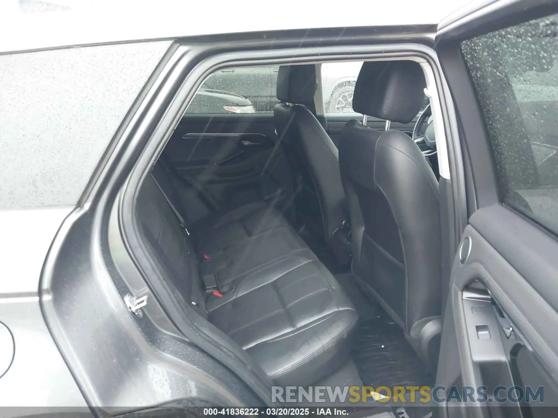 8 fotografías del automóvil dañado SALZP2FX2LH018985 LAND ROVER RANGE ROVER EVOQUE 2020