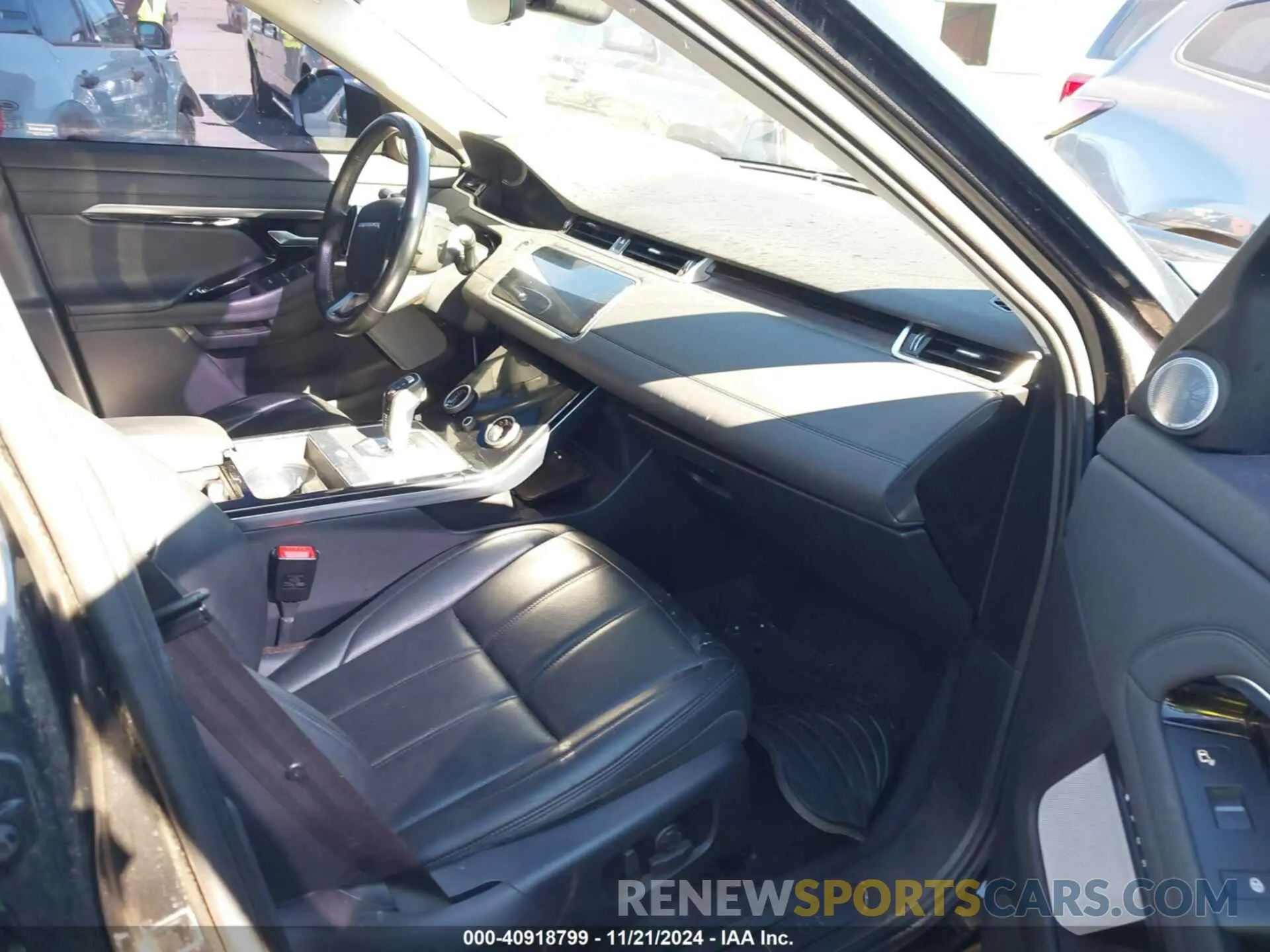 5 fotografías del automóvil dañado SALZP2FX2LH030182 LAND ROVER RANGE ROVER EVOQUE 2020