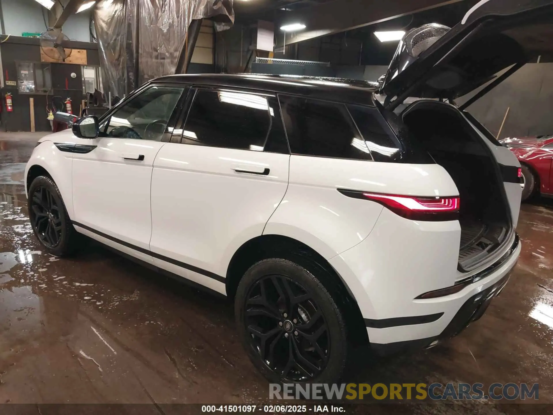 3 fotografías del automóvil dañado SALZP2FX2LH047127 LAND ROVER RANGE ROVER EVOQUE 2020