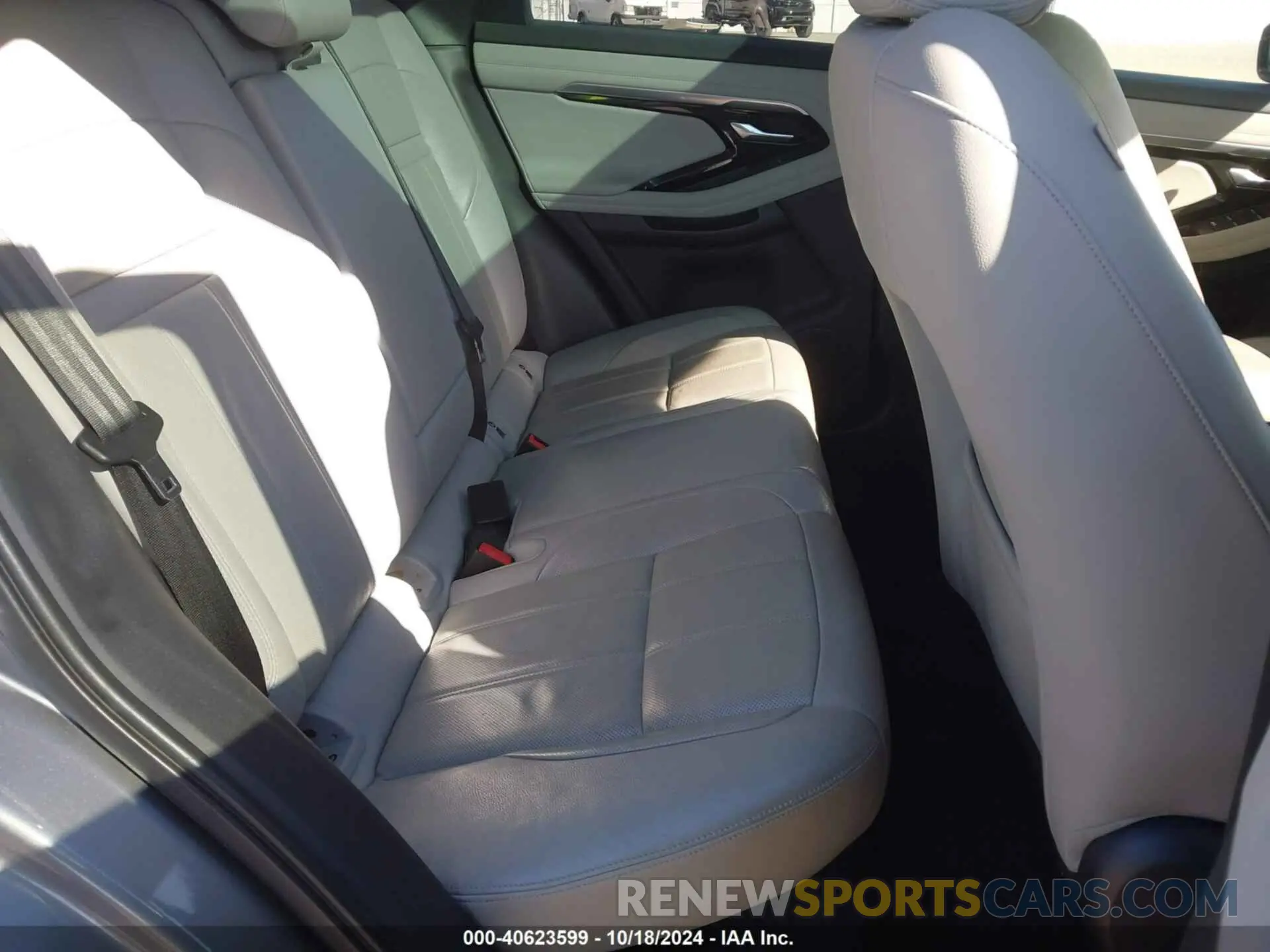 8 fotografías del automóvil dañado SALZP2FX3LH043278 LAND ROVER RANGE ROVER EVOQUE 2020