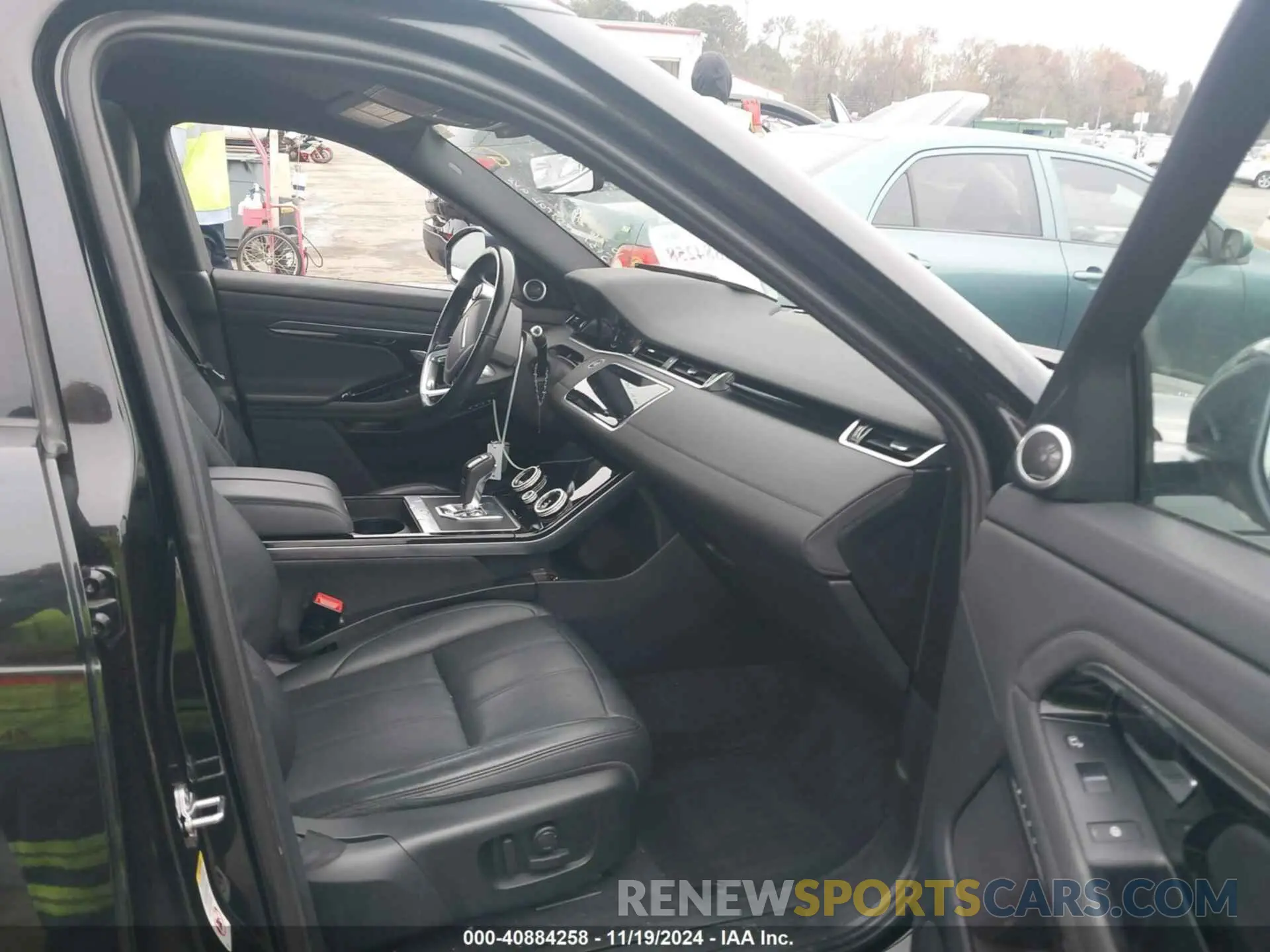 5 fotografías del automóvil dañado SALZP2FX3LH045578 LAND ROVER RANGE ROVER EVOQUE 2020