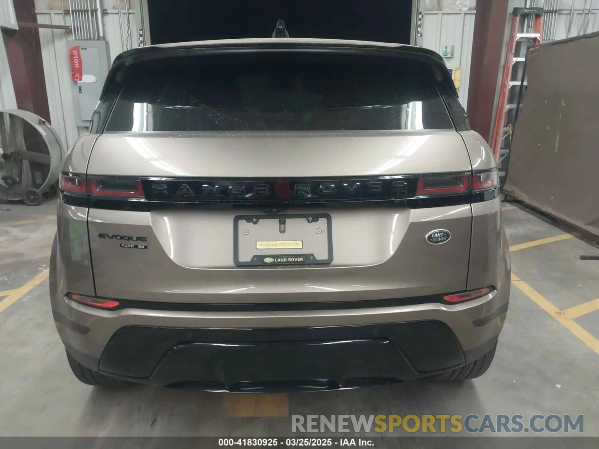 17 fotografías del automóvil dañado SALZP2FX5LH031469 LAND ROVER RANGE ROVER EVOQUE 2020