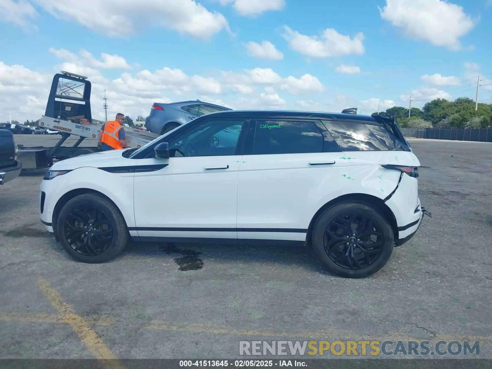 15 fotografías del automóvil dañado SALZP2FX5LH038650 LAND ROVER RANGE ROVER EVOQUE 2020