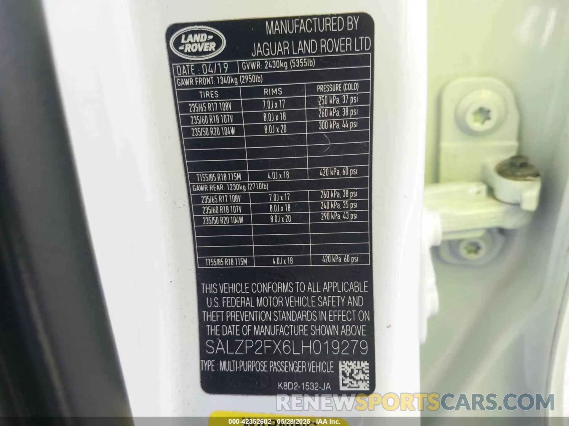 9 fotografías del automóvil dañado SALZP2FX6LH019279 LAND ROVER RANGE ROVER EVOQUE 2020