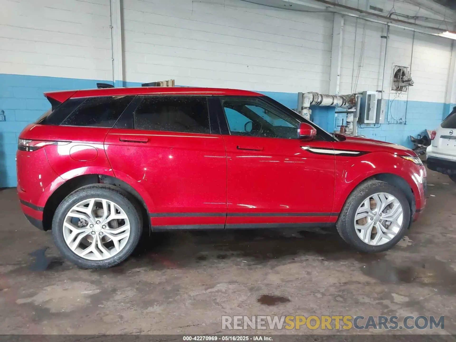 13 fotografías del automóvil dañado SALZP2FX6LH049060 LAND ROVER RANGE ROVER EVOQUE 2020