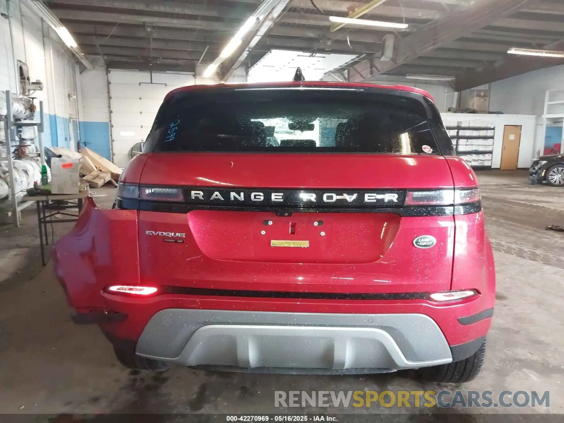 16 fotografías del automóvil dañado SALZP2FX6LH049060 LAND ROVER RANGE ROVER EVOQUE 2020
