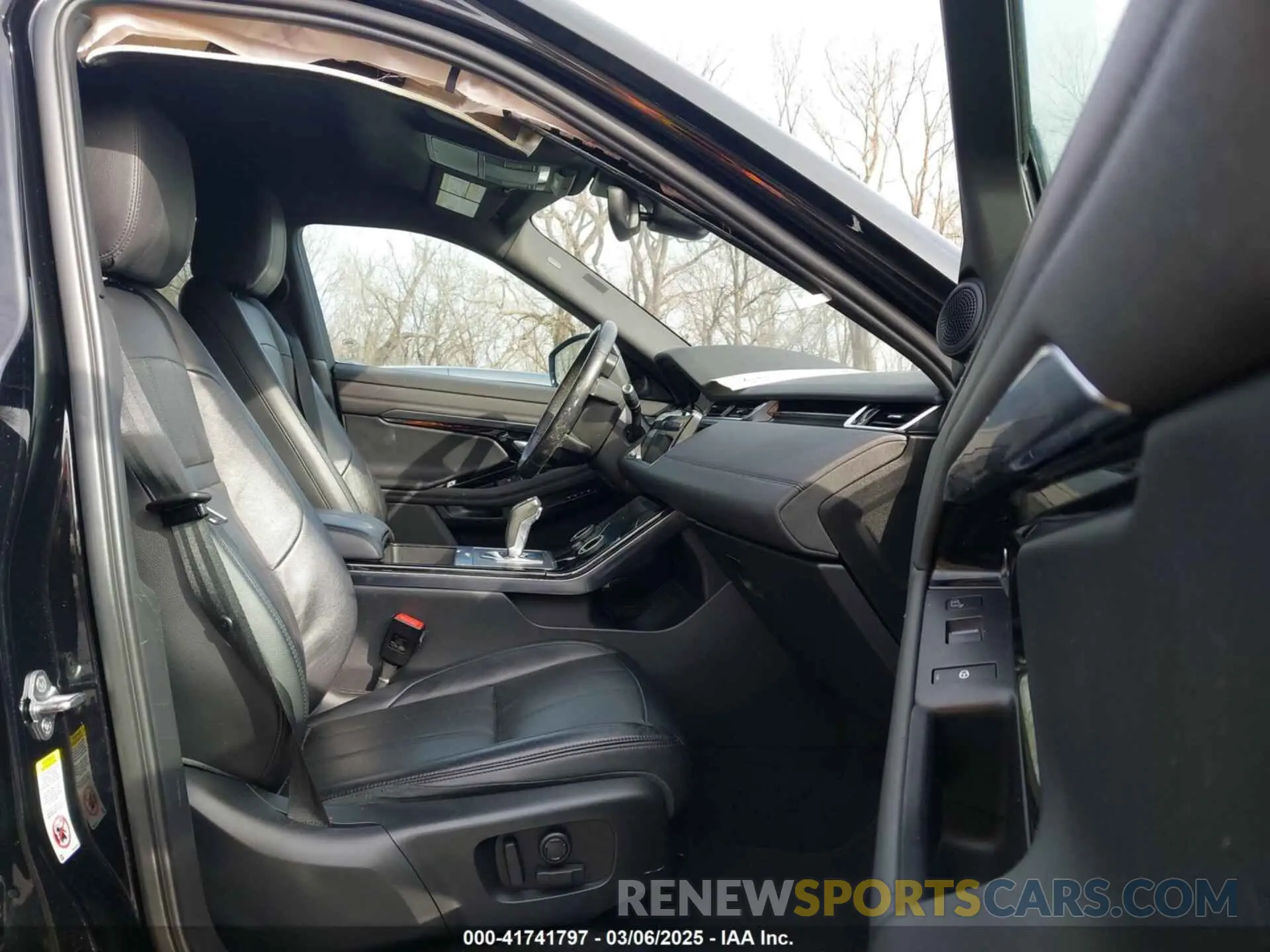 5 fotografías del automóvil dañado SALZP2FX6LH077294 LAND ROVER RANGE ROVER EVOQUE 2020