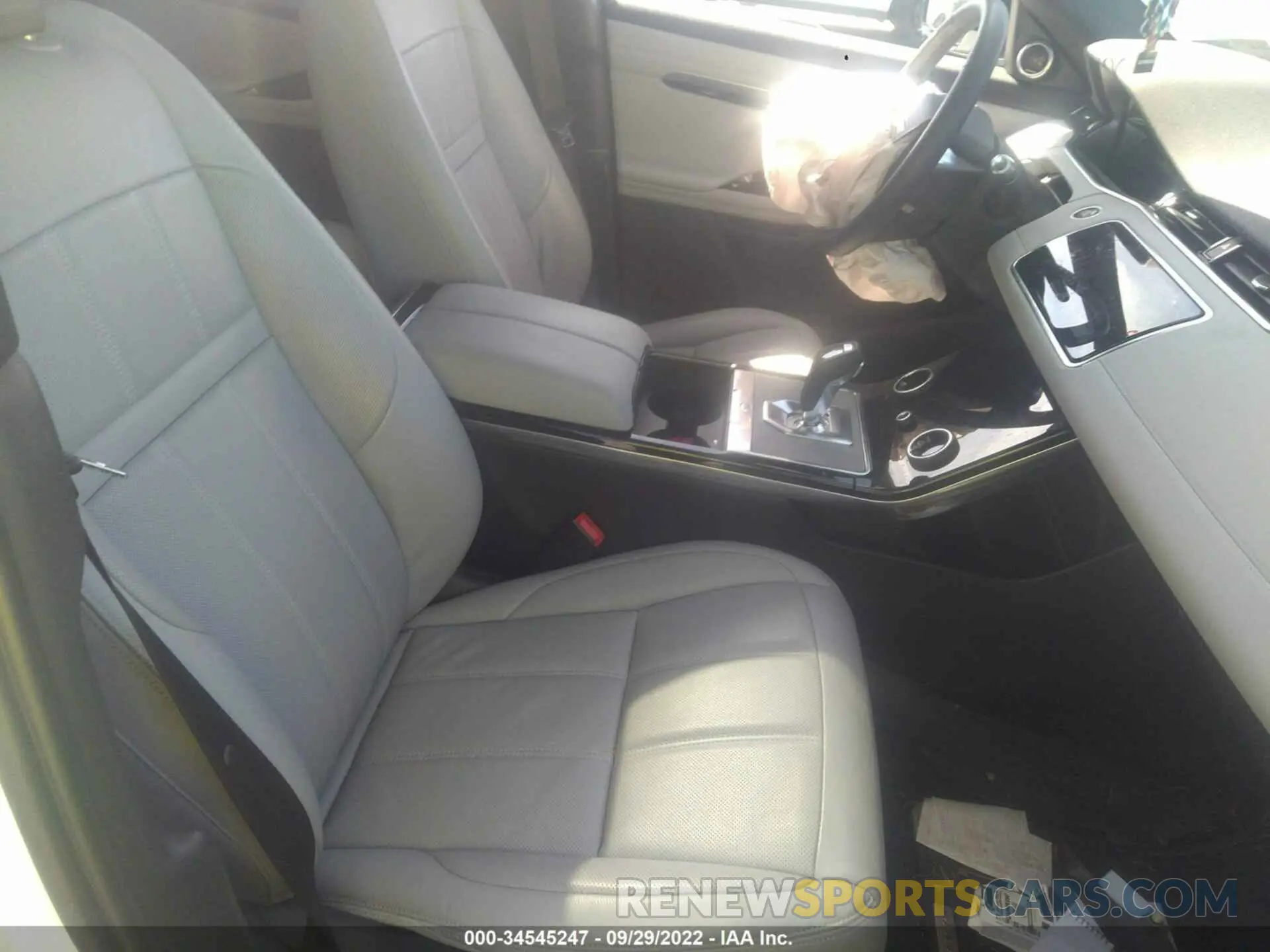 5 fotografías del automóvil dañado SALZP2FX7LH052002 LAND ROVER RANGE ROVER EVOQUE 2020
