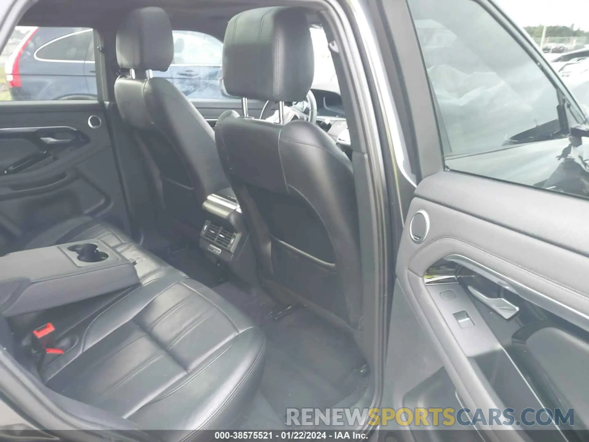 8 fotografías del automóvil dañado SALZP2FXXLH070641 LAND ROVER RANGE ROVER EVOQUE 2020