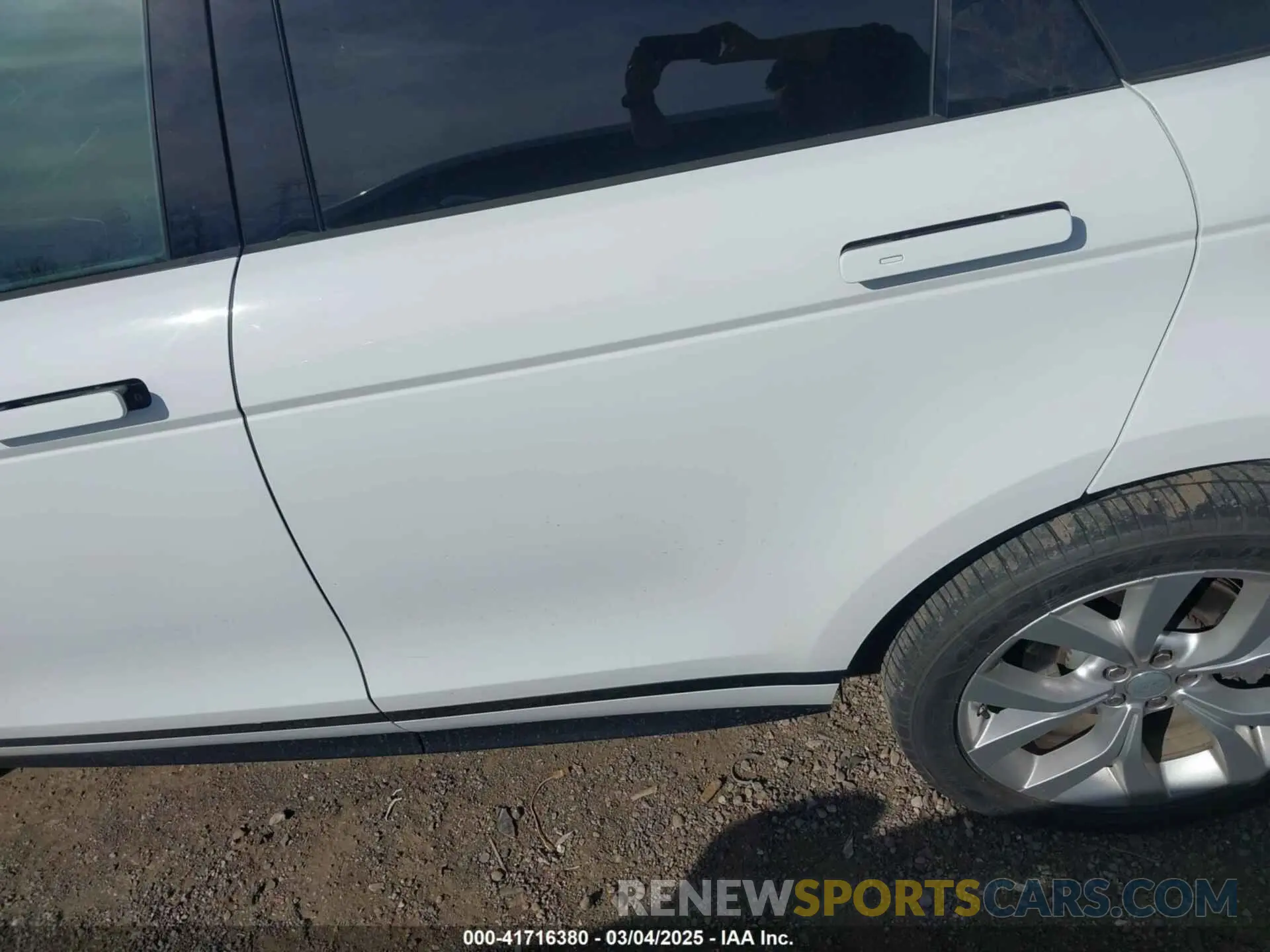 15 fotografías del automóvil dañado SALZT2GX5LH055345 LAND ROVER RANGE ROVER EVOQUE 2020