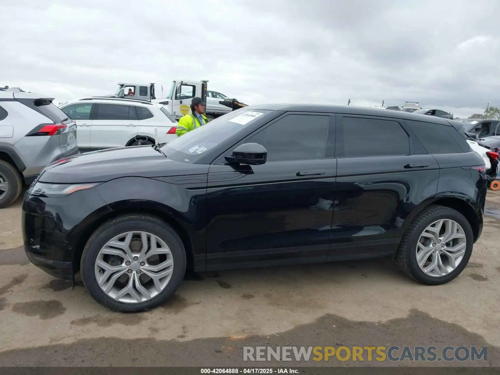 14 fotografías del automóvil dañado SALZJ2FX7MH152149 LAND ROVER RANGE ROVER EVOQUE 2021