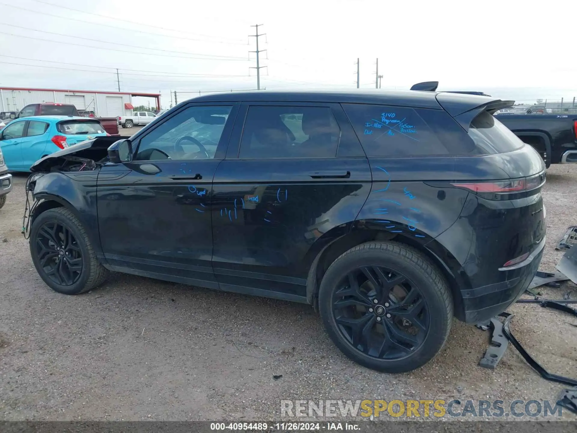 15 fotografías del automóvil dañado SALZP2FX2MH150906 LAND ROVER RANGE ROVER EVOQUE 2021