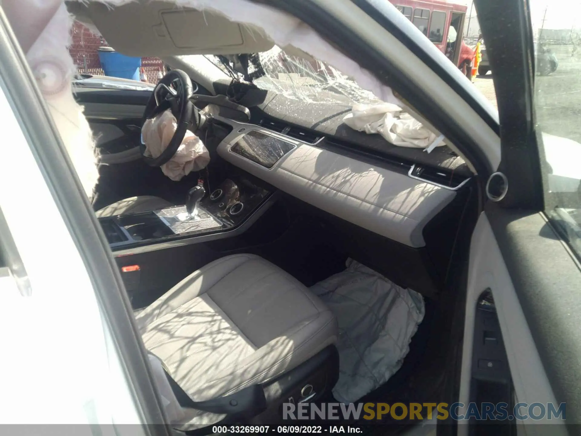 5 fotografías del automóvil dañado SALZP2FX7MH122969 LAND ROVER RANGE ROVER EVOQUE 2021