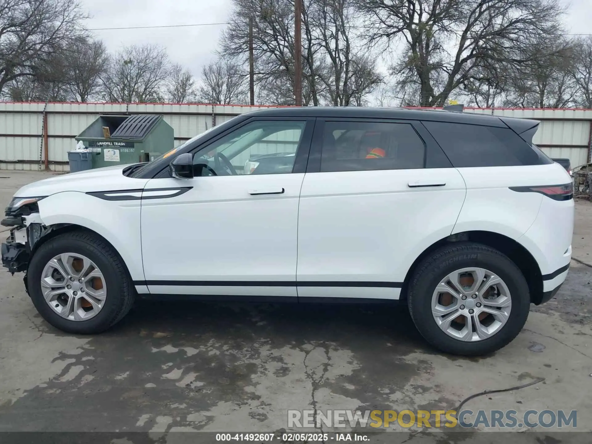 15 fotografías del automóvil dañado SALZJ2FX1PH206131 LAND ROVER RANGE ROVER EVOQUE 2023