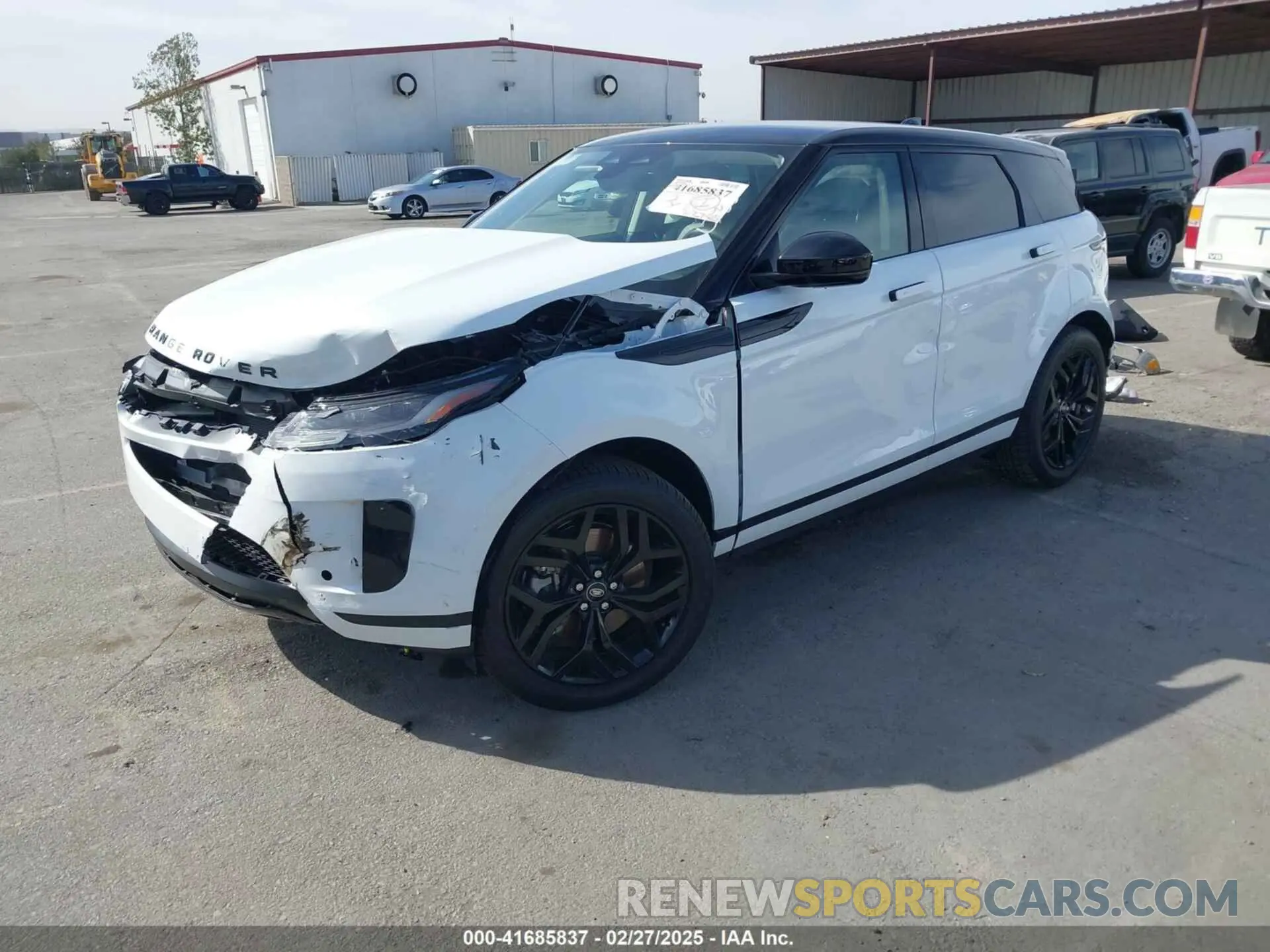 2 fotografías del automóvil dañado SALZP2FX5PH225960 LAND ROVER RANGE ROVER EVOQUE 2023