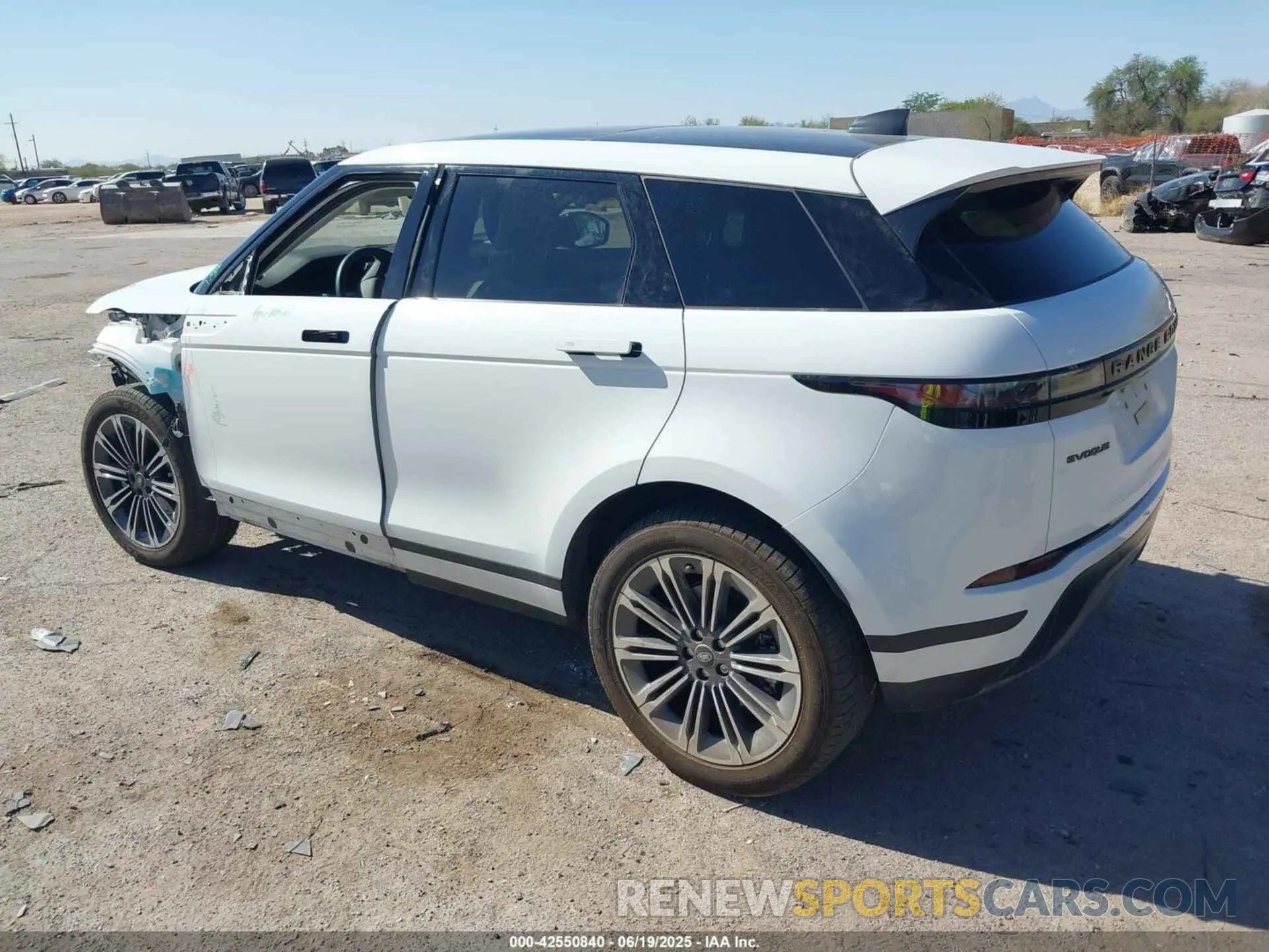 3 fotografías del automóvil dañado SALZJ2FX8RH246290 LAND ROVER RANGE ROVER EVOQUE 2024