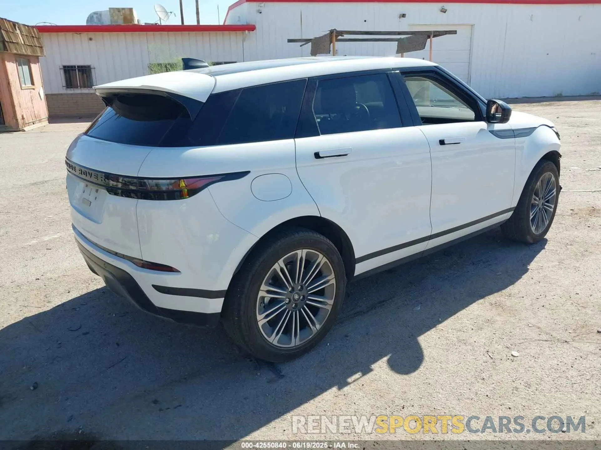 4 fotografías del automóvil dañado SALZJ2FX8RH246290 LAND ROVER RANGE ROVER EVOQUE 2024