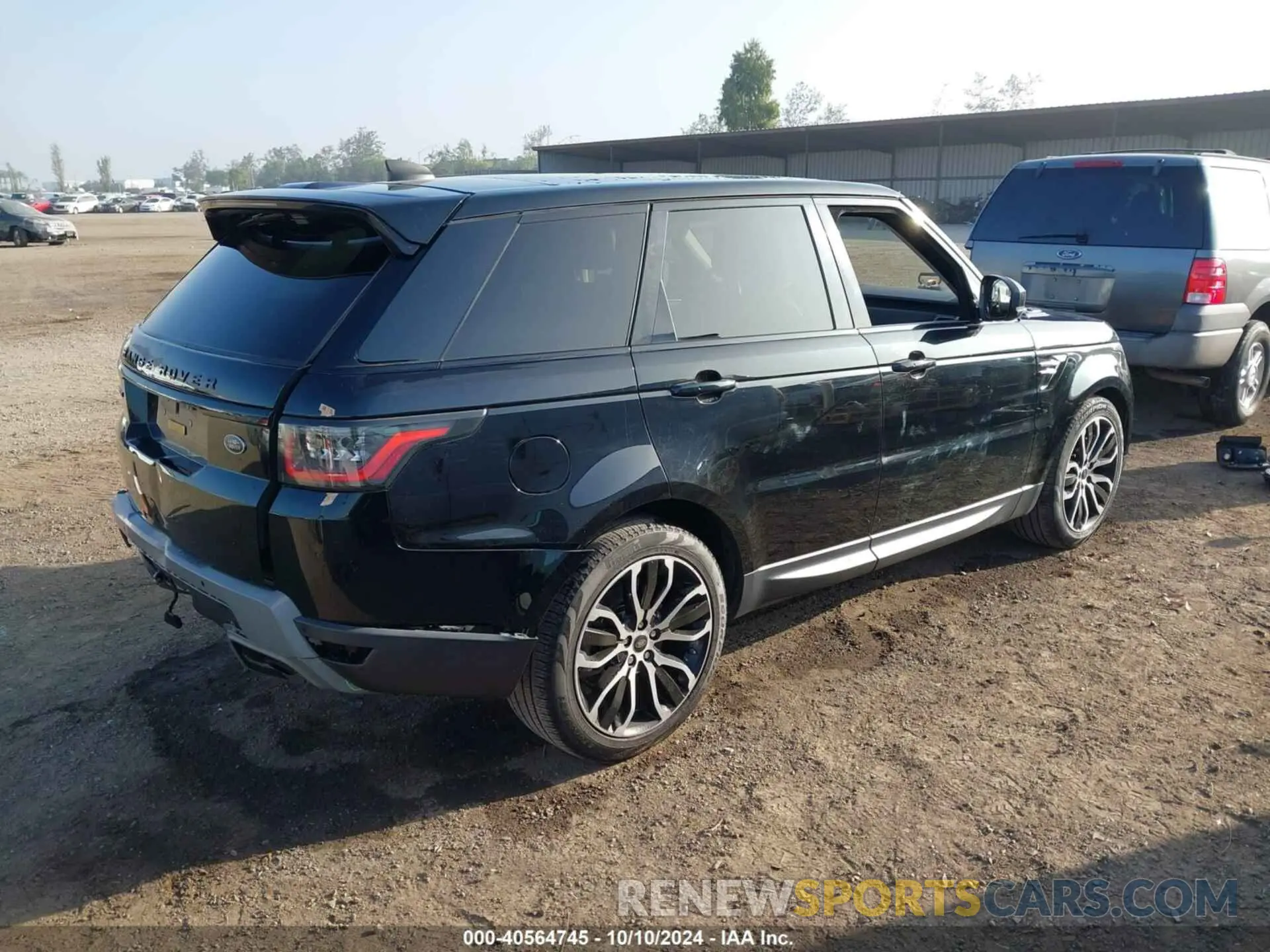 4 fotografías del automóvil dañado SALWG2RU9KA862050 LAND ROVER RANGE ROVER SPORT 2019