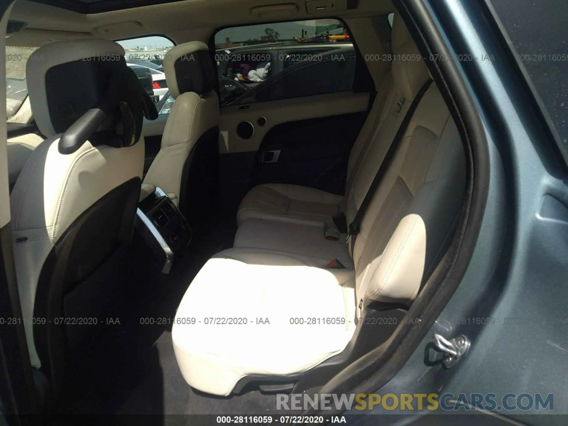 8 fotografías del automóvil dañado SALWR2RE2KA857159 LAND ROVER RANGE ROVER SPORT 2019
