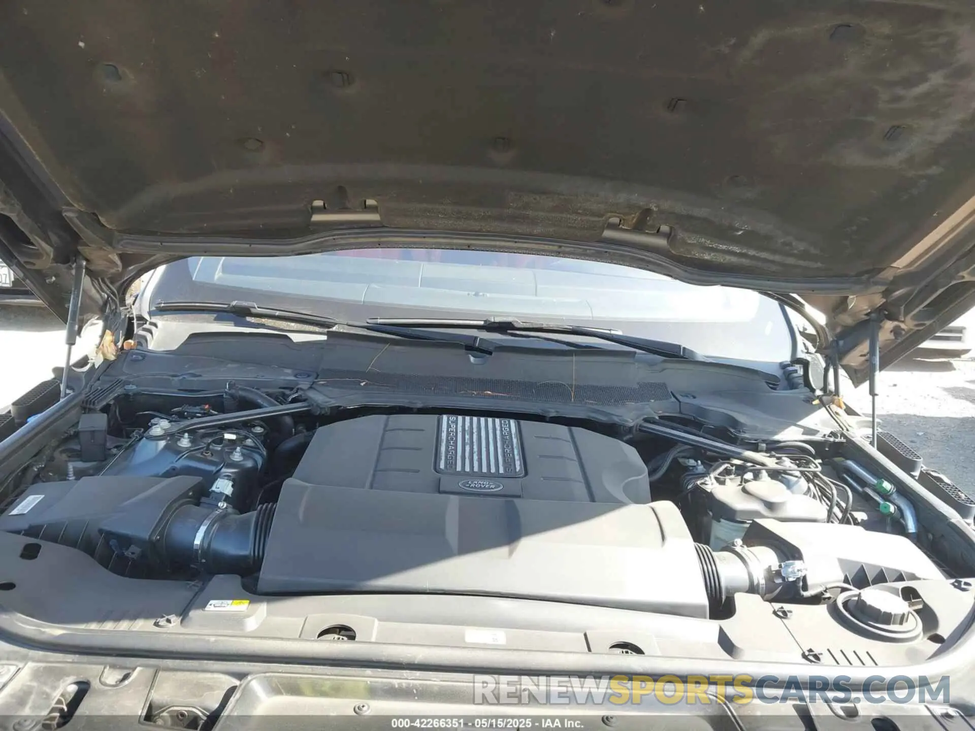 10 fotografías del automóvil dañado SALWR2RE6KA851607 LAND ROVER RANGE ROVER SPORT 2019