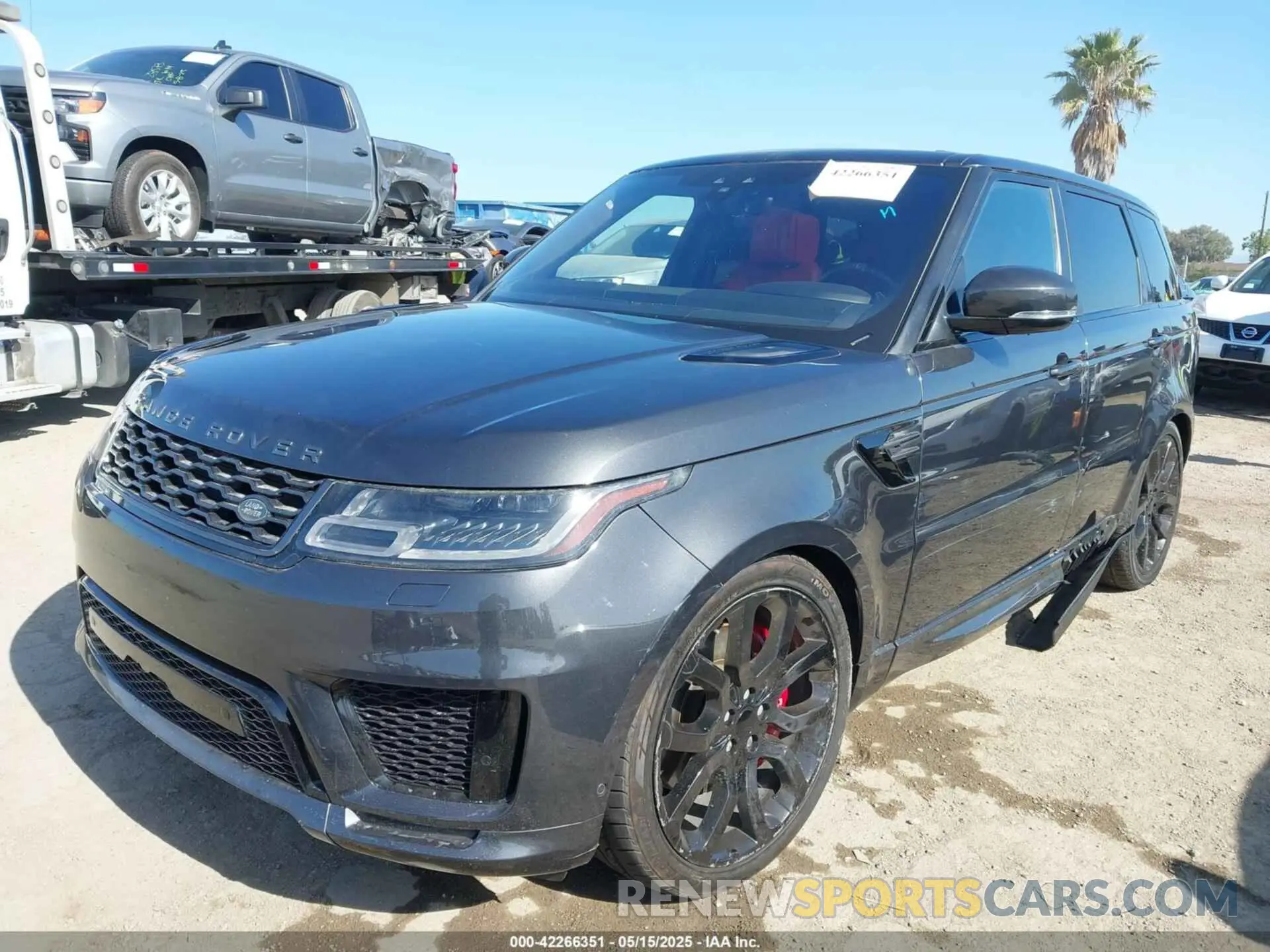 2 fotografías del automóvil dañado SALWR2RE6KA851607 LAND ROVER RANGE ROVER SPORT 2019