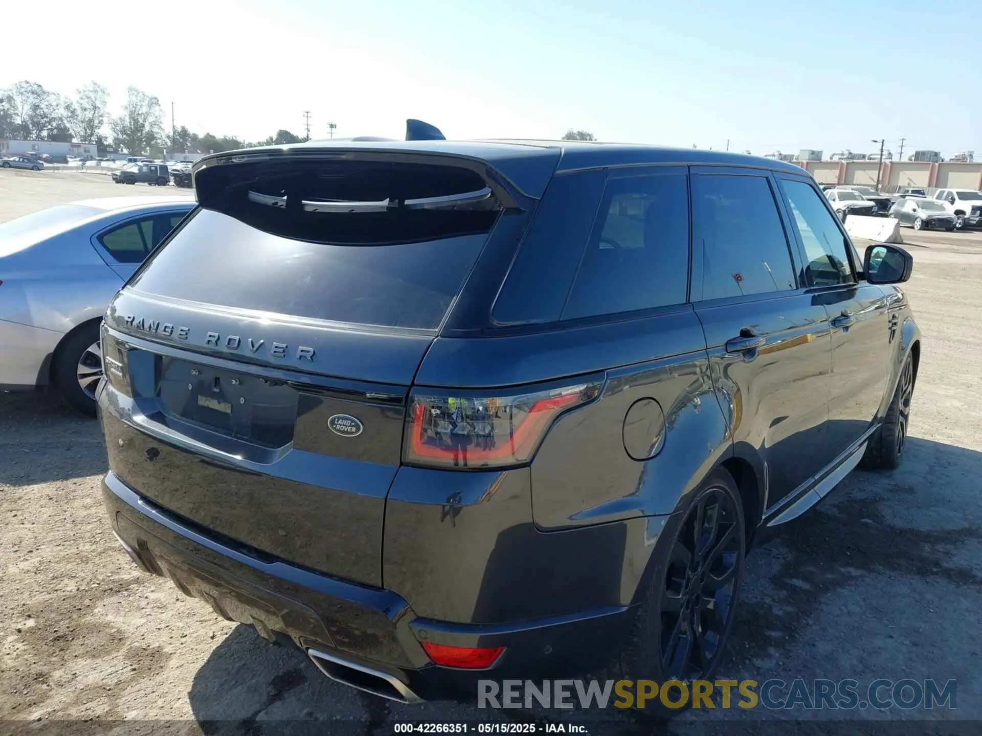 4 fotografías del automóvil dañado SALWR2RE6KA851607 LAND ROVER RANGE ROVER SPORT 2019
