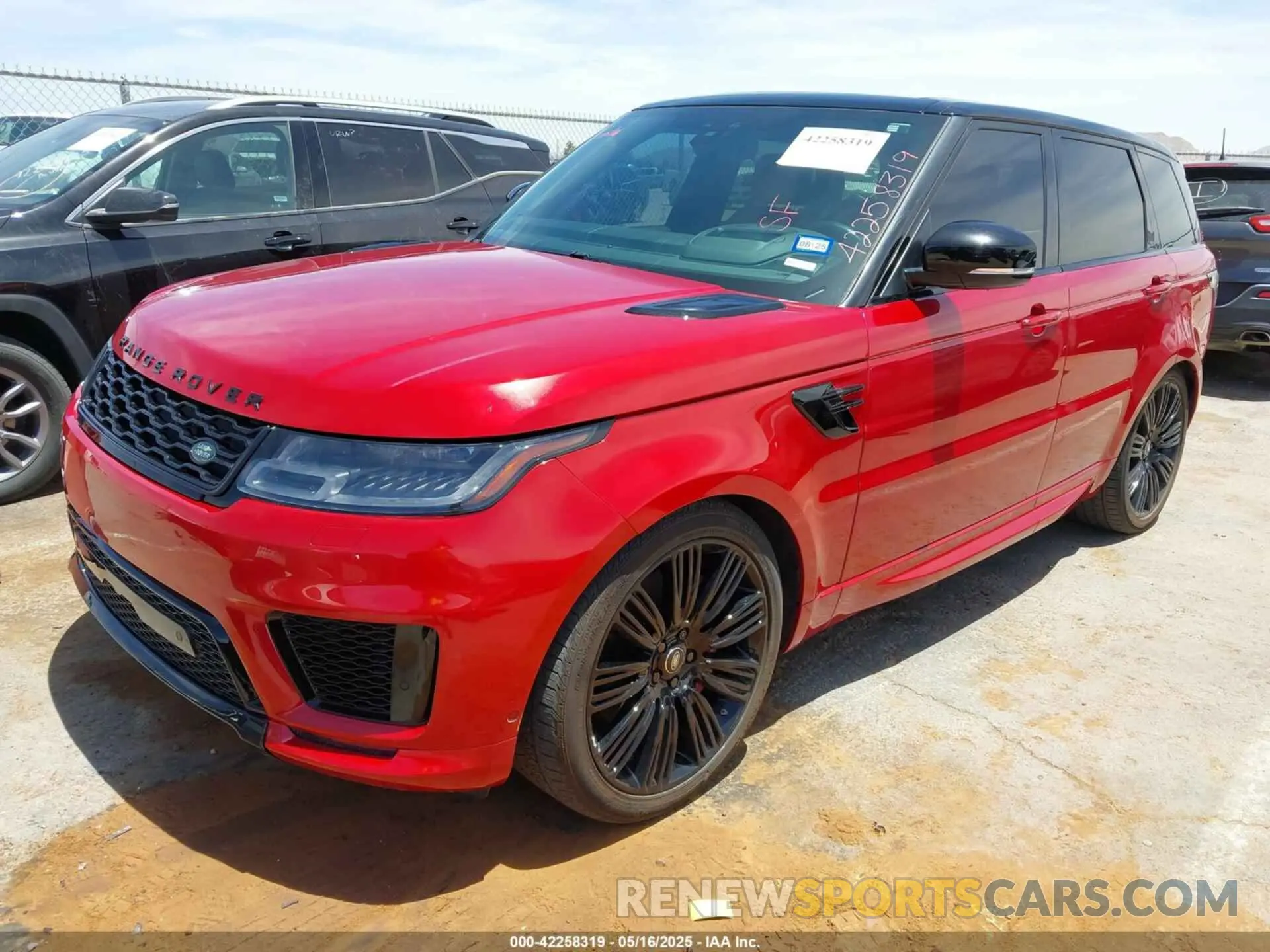 2 fotografías del automóvil dañado SALWR2RE7KA840941 LAND ROVER RANGE ROVER SPORT 2019