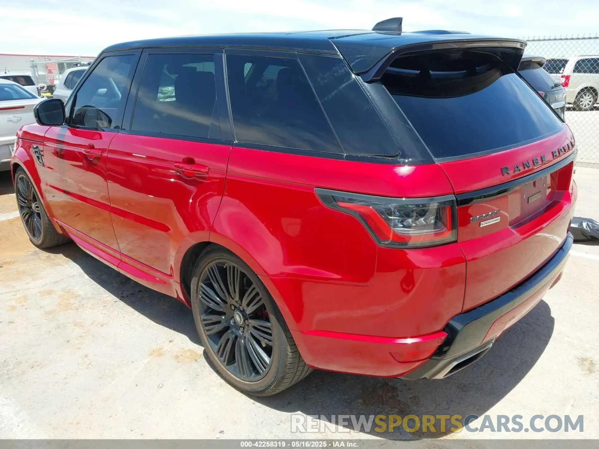 3 fotografías del automóvil dañado SALWR2RE7KA840941 LAND ROVER RANGE ROVER SPORT 2019
