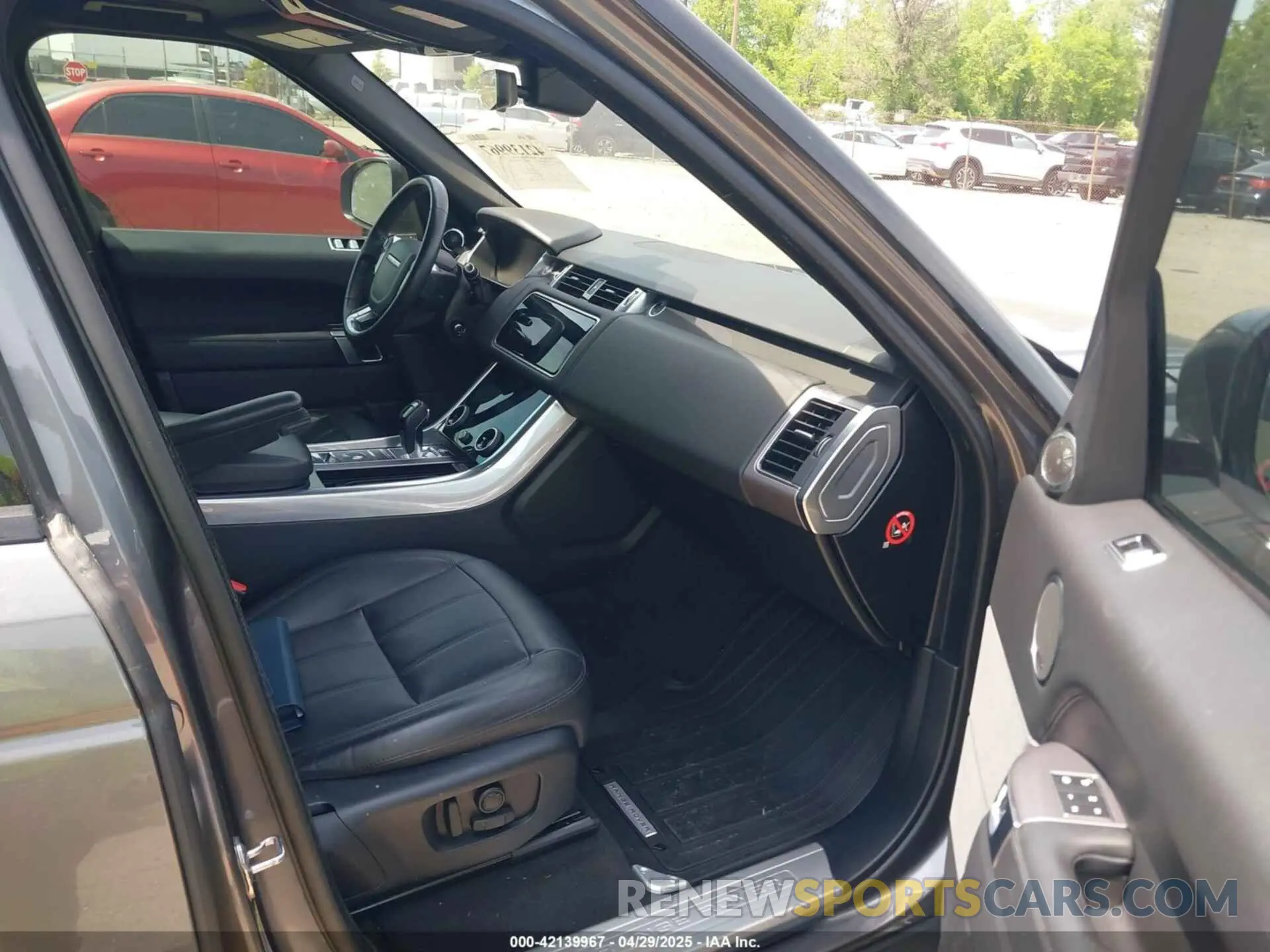 5 fotografías del automóvil dañado SALWR2RK9KA840316 LAND ROVER RANGE ROVER SPORT 2019