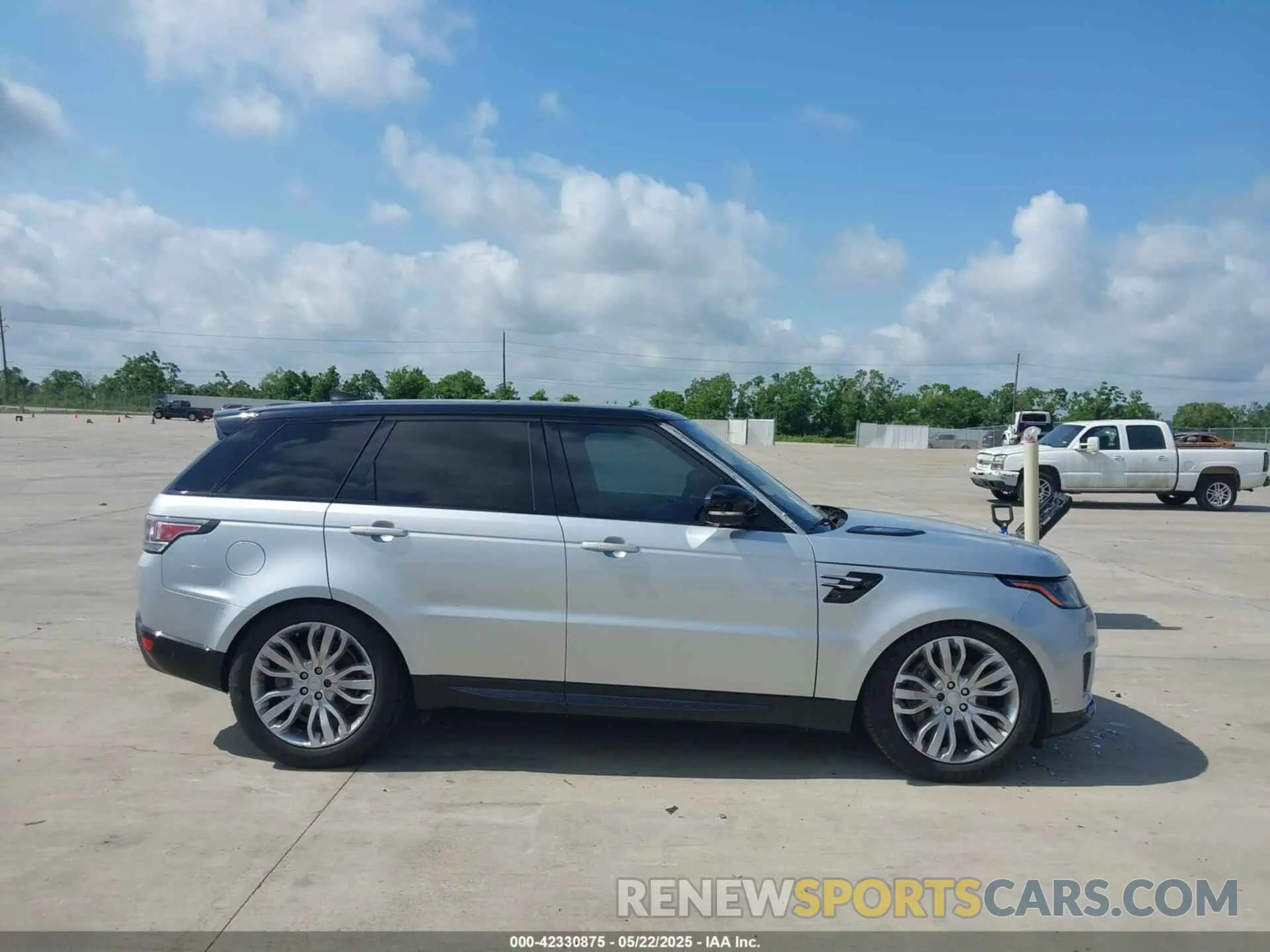 13 fotografías del automóvil dañado SALWR2RU1KA870203 LAND ROVER RANGE ROVER SPORT 2019