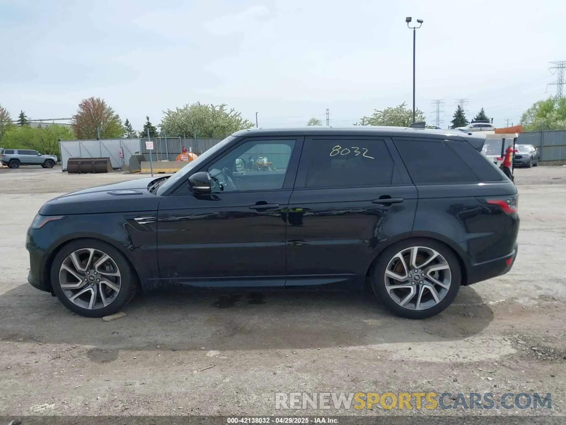 14 fotografías del automóvil dañado SALWR2RV2KA822315 LAND ROVER RANGE ROVER SPORT 2019