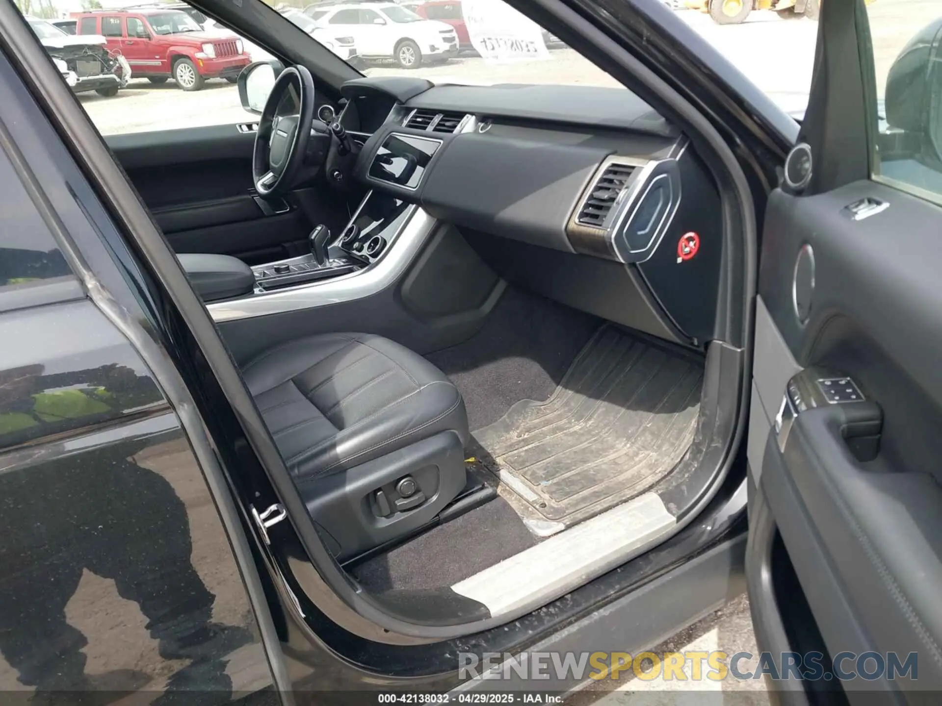 5 fotografías del automóvil dañado SALWR2RV2KA822315 LAND ROVER RANGE ROVER SPORT 2019