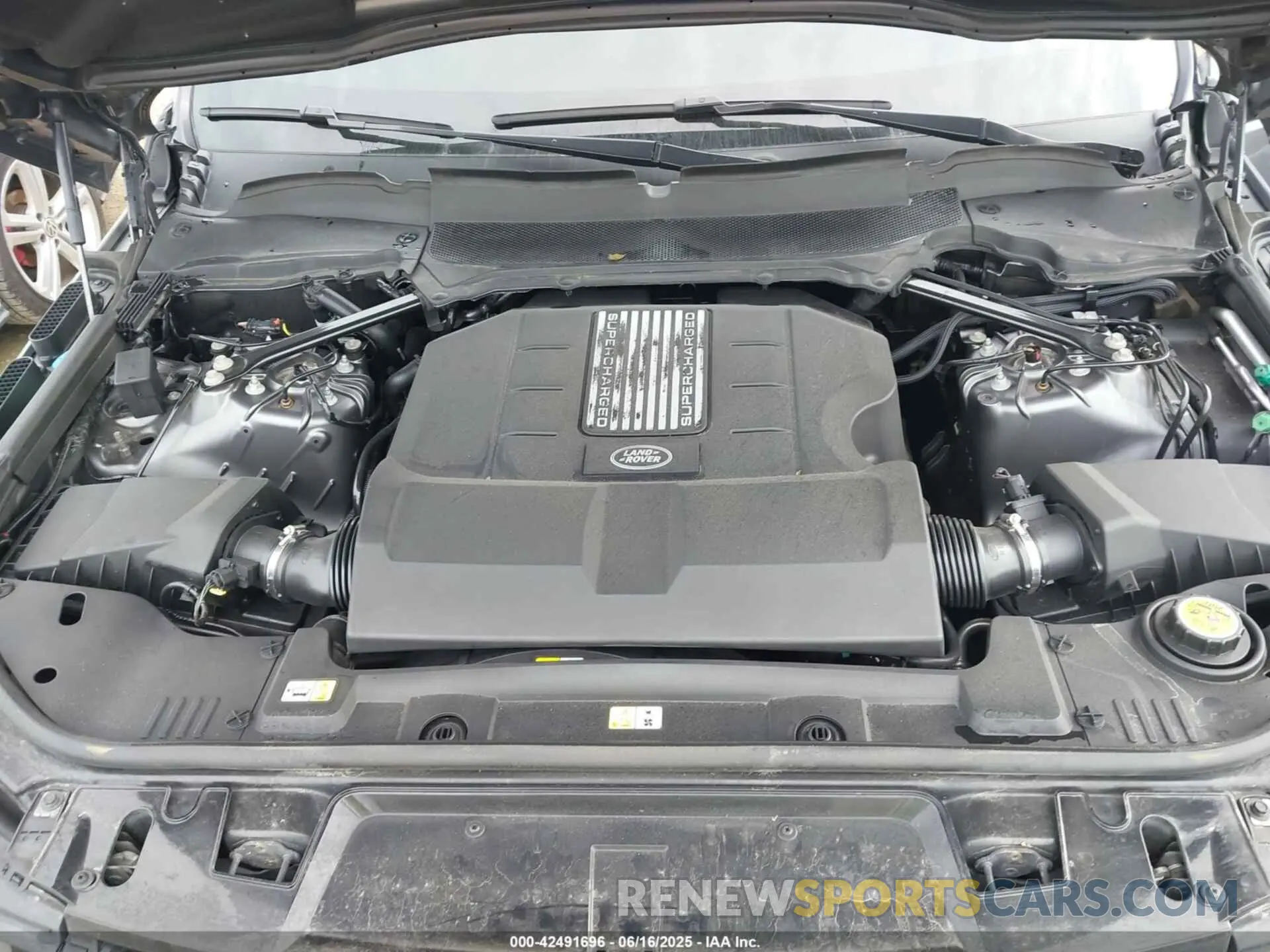 10 fotografías del automóvil dañado SALWV2SVXKA416580 LAND ROVER RANGE ROVER SPORT 2019