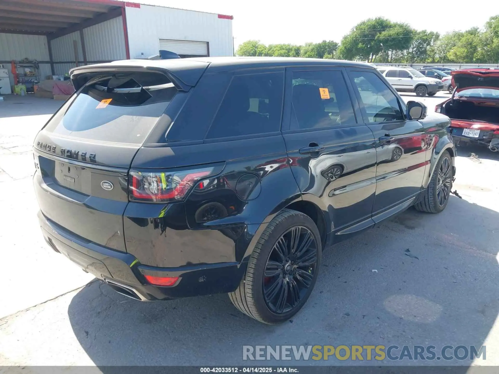 4 fotografías del automóvil dañado SALWR2SE8LA731741 LAND ROVER RANGE ROVER SPORT 2020