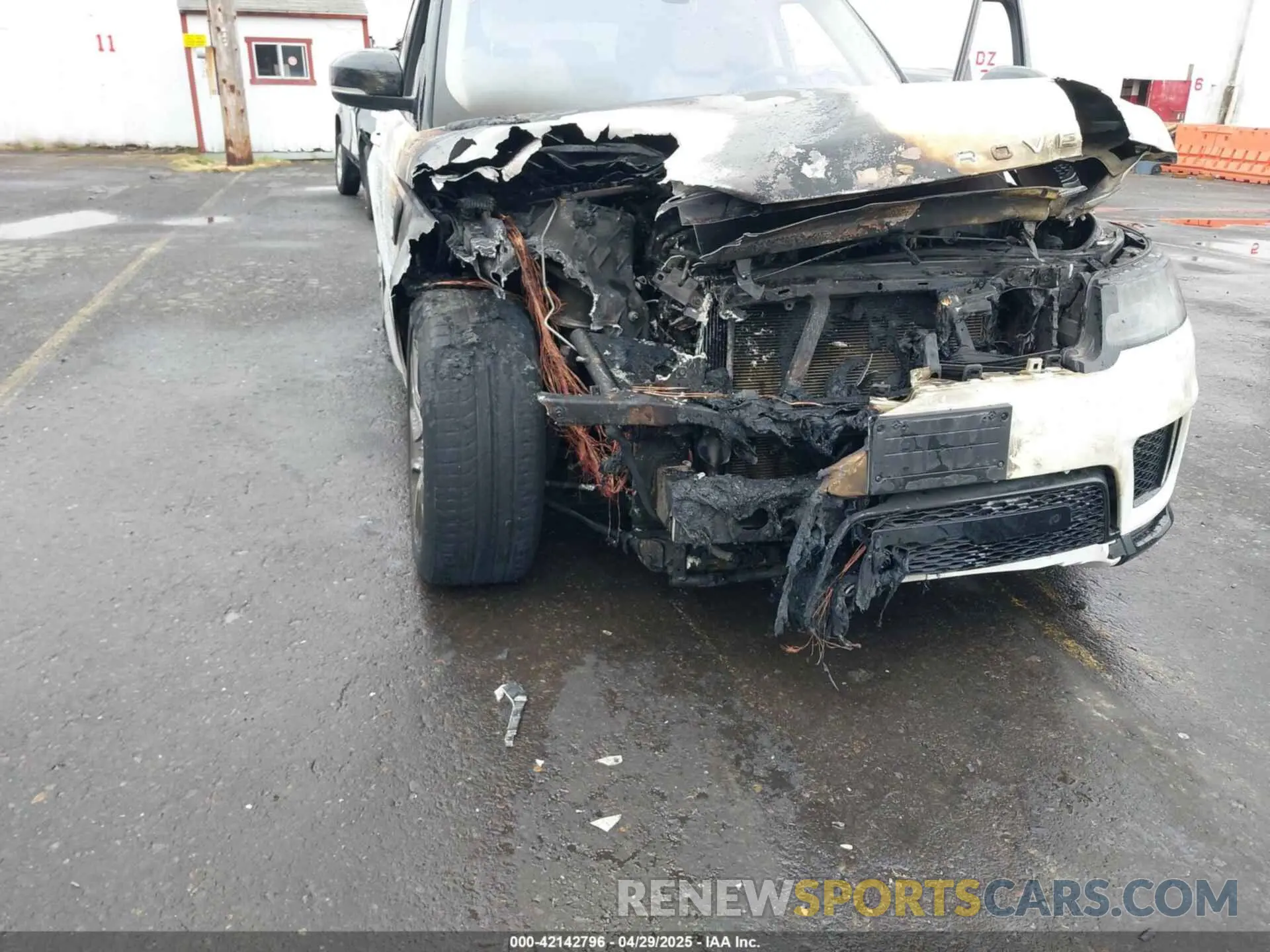 6 fotografías del automóvil dañado SALWR2SU9LA883826 LAND ROVER RANGE ROVER SPORT 2020