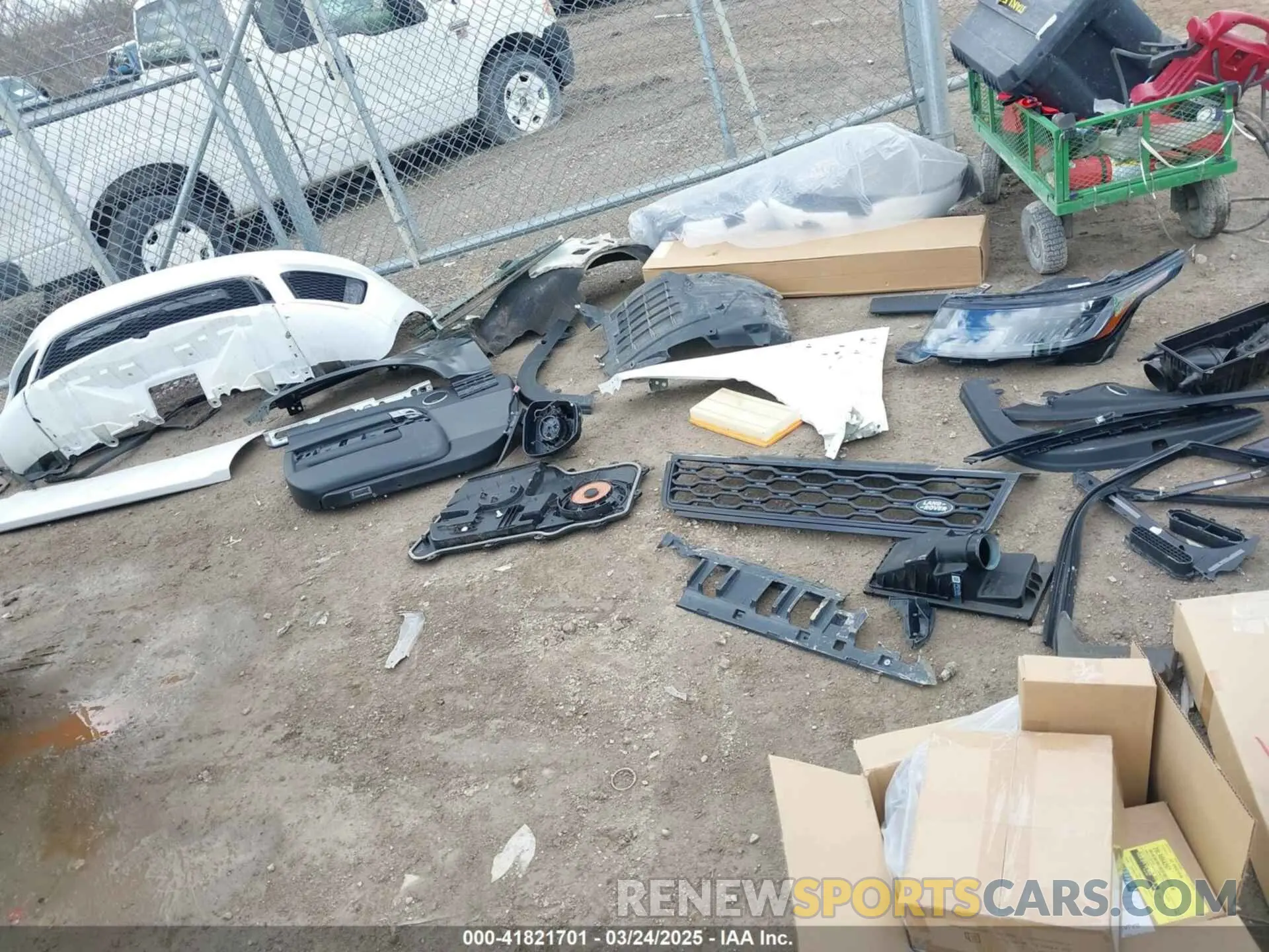 12 fotografías del automóvil dañado SALWS2RU0LA733551 LAND ROVER RANGE ROVER SPORT 2020