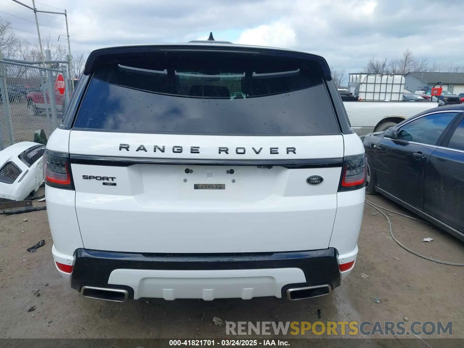 17 fotografías del automóvil dañado SALWS2RU0LA733551 LAND ROVER RANGE ROVER SPORT 2020