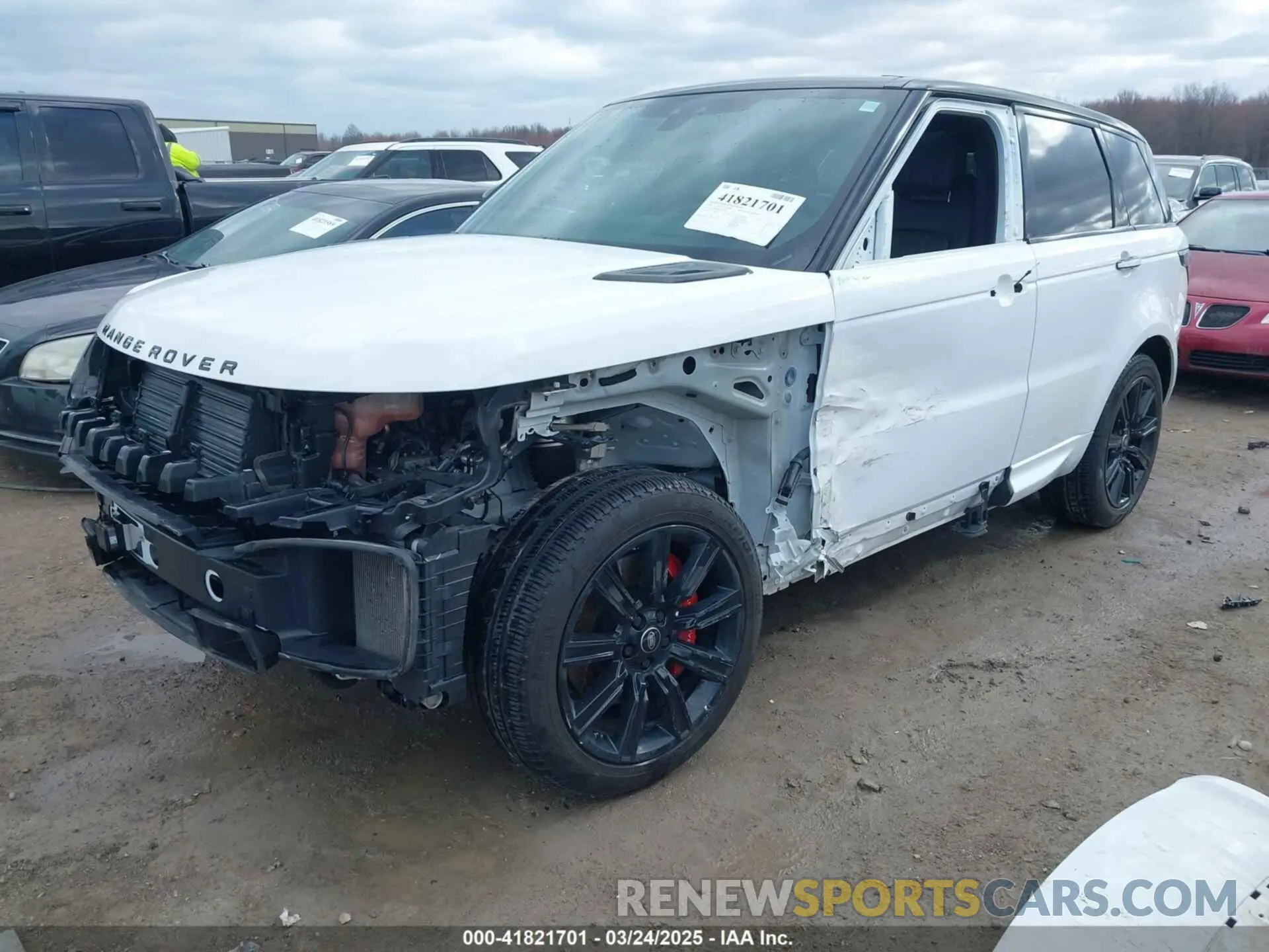 2 fotografías del automóvil dañado SALWS2RU0LA733551 LAND ROVER RANGE ROVER SPORT 2020