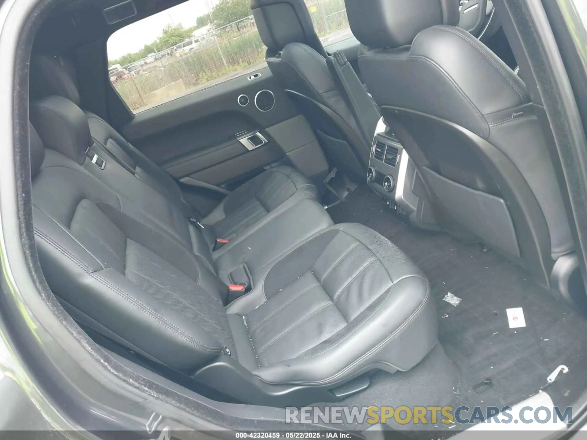 8 fotografías del automóvil dañado SALWS2RU3LA899269 LAND ROVER RANGE ROVER SPORT 2020