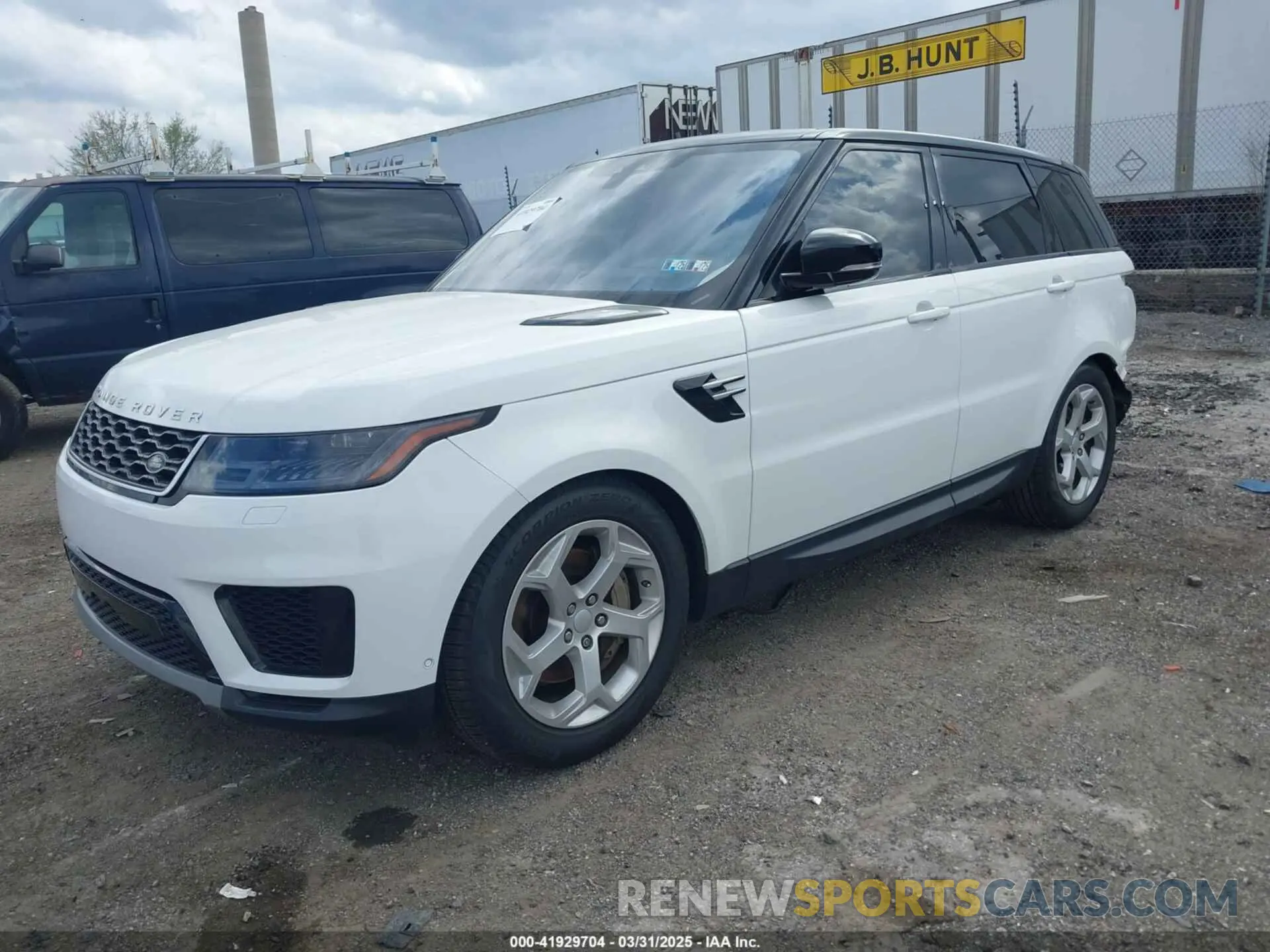 2 fotografías del automóvil dañado SALWG2SU8MA767623 LAND ROVER RANGE ROVER SPORT 2021